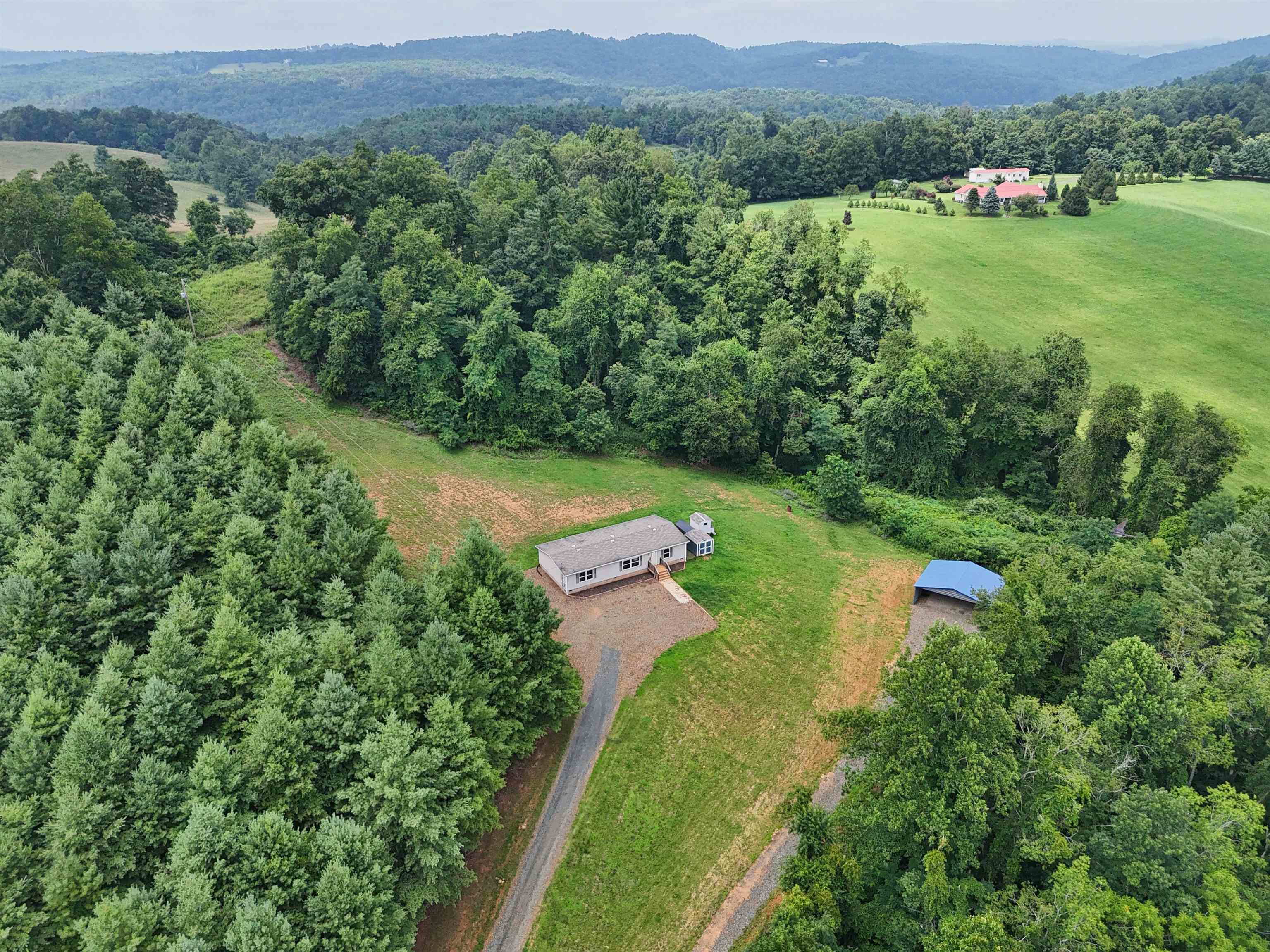 3767 Franklin Pike SE Floyd VA 24091