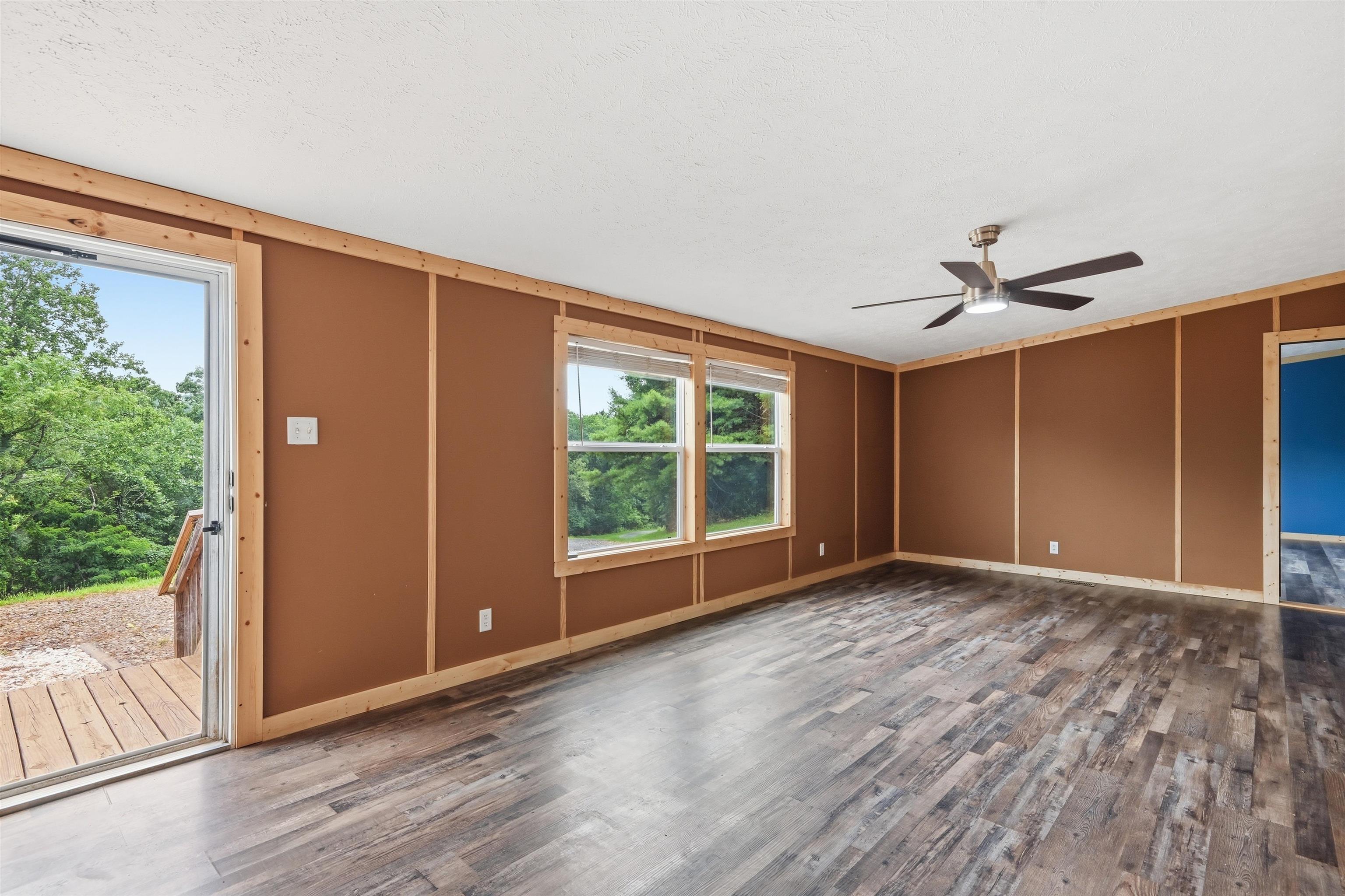 3767 Franklin Pike SE Floyd VA 24091