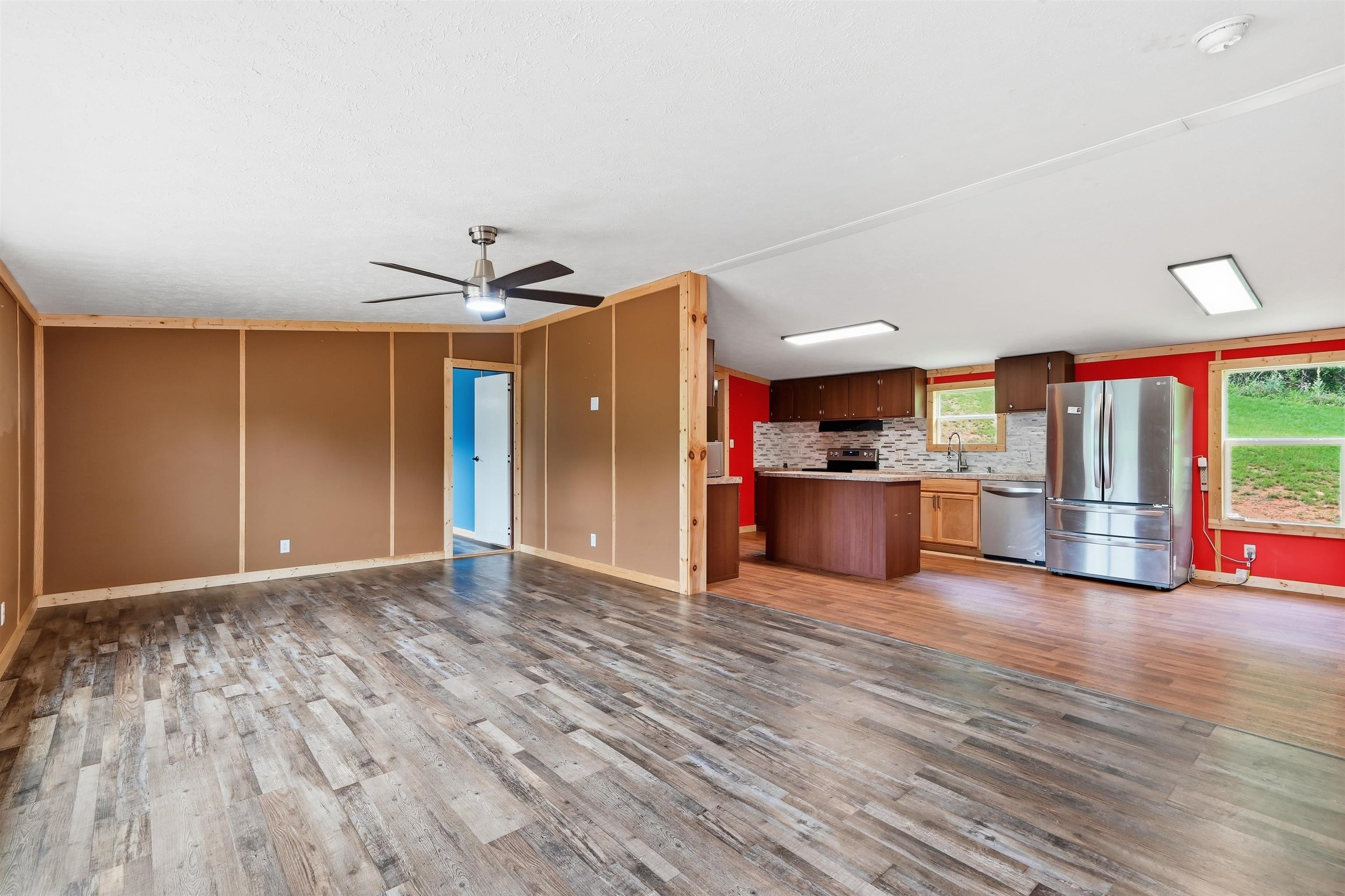 3767 Franklin Pike SE Floyd VA 24091
