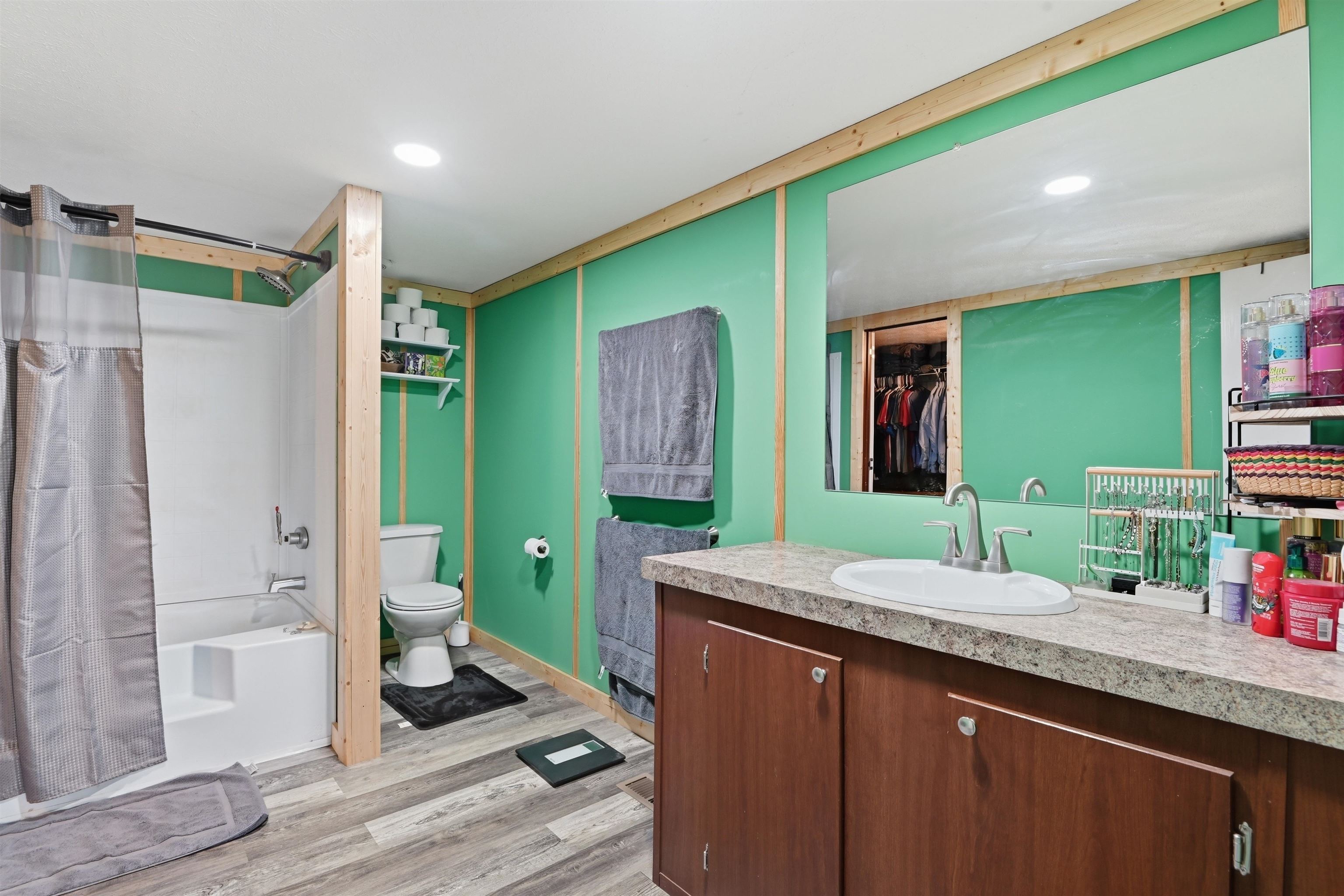 3767 Franklin Pike SE Floyd VA 24091