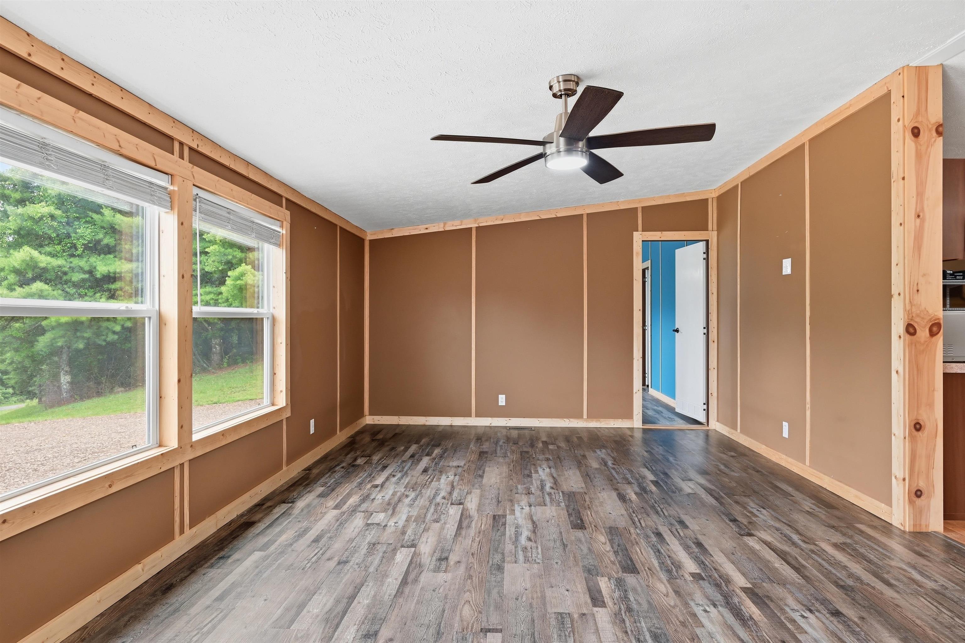 3767 Franklin Pike SE Floyd VA 24091