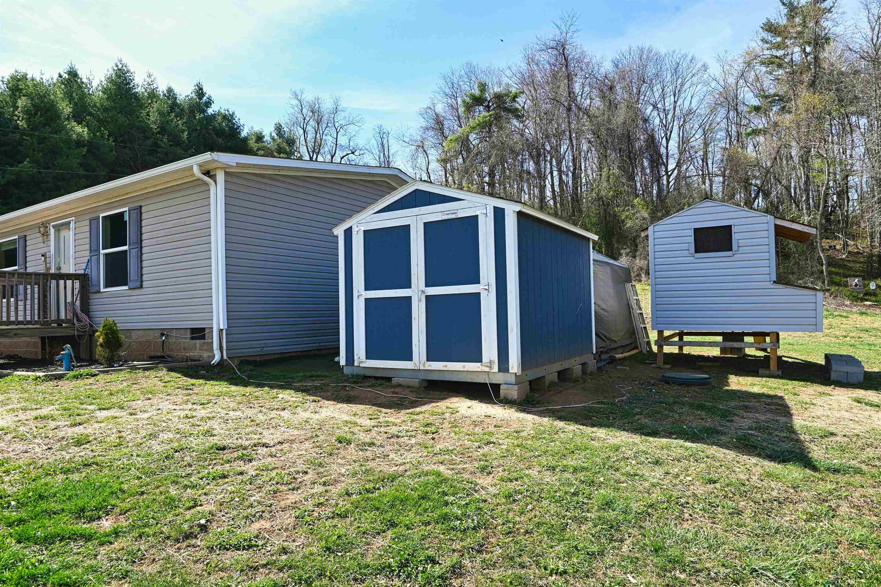 3767 Franklin Pike SE Floyd VA 24091