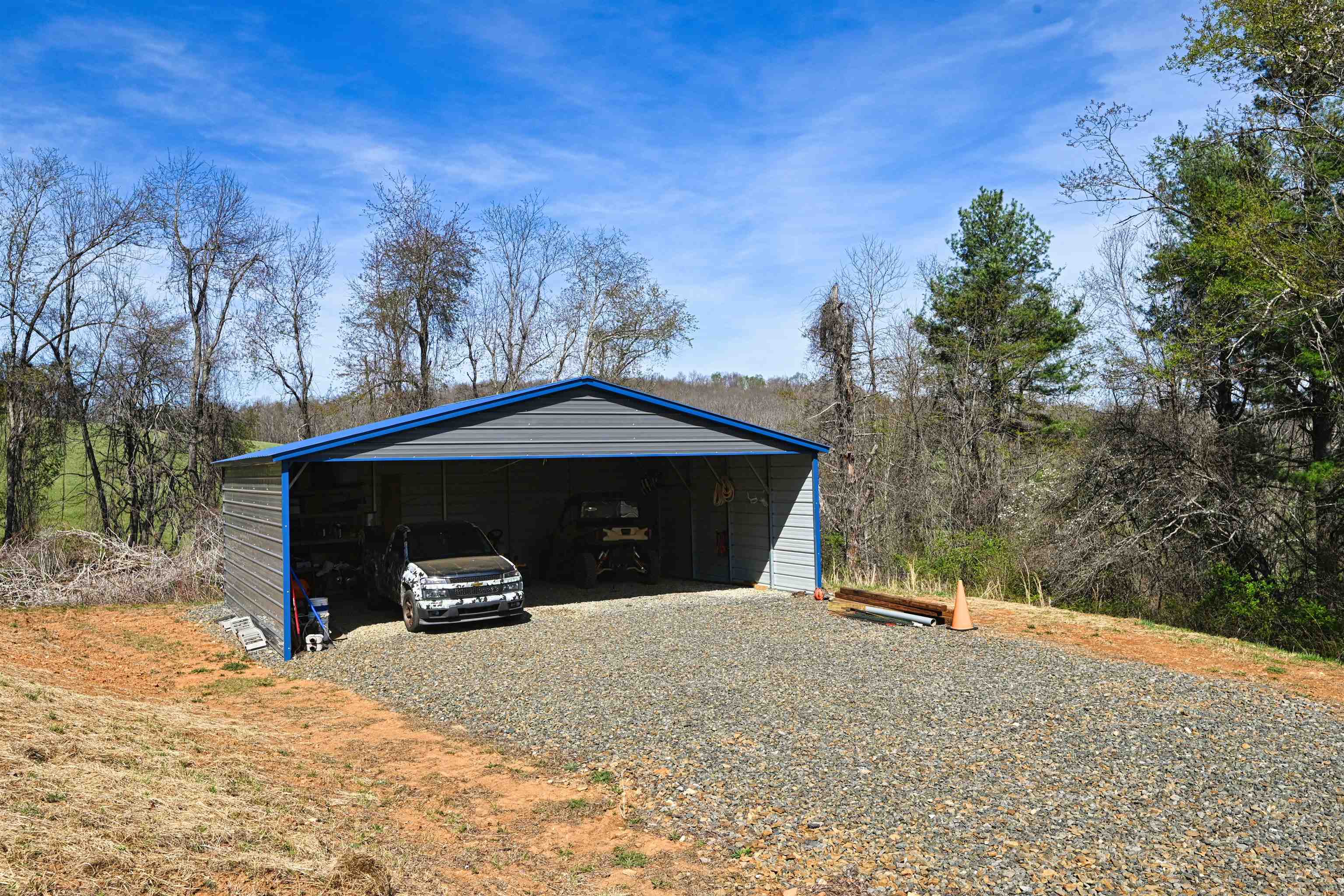 3767 Franklin Pike SE Floyd VA 24091