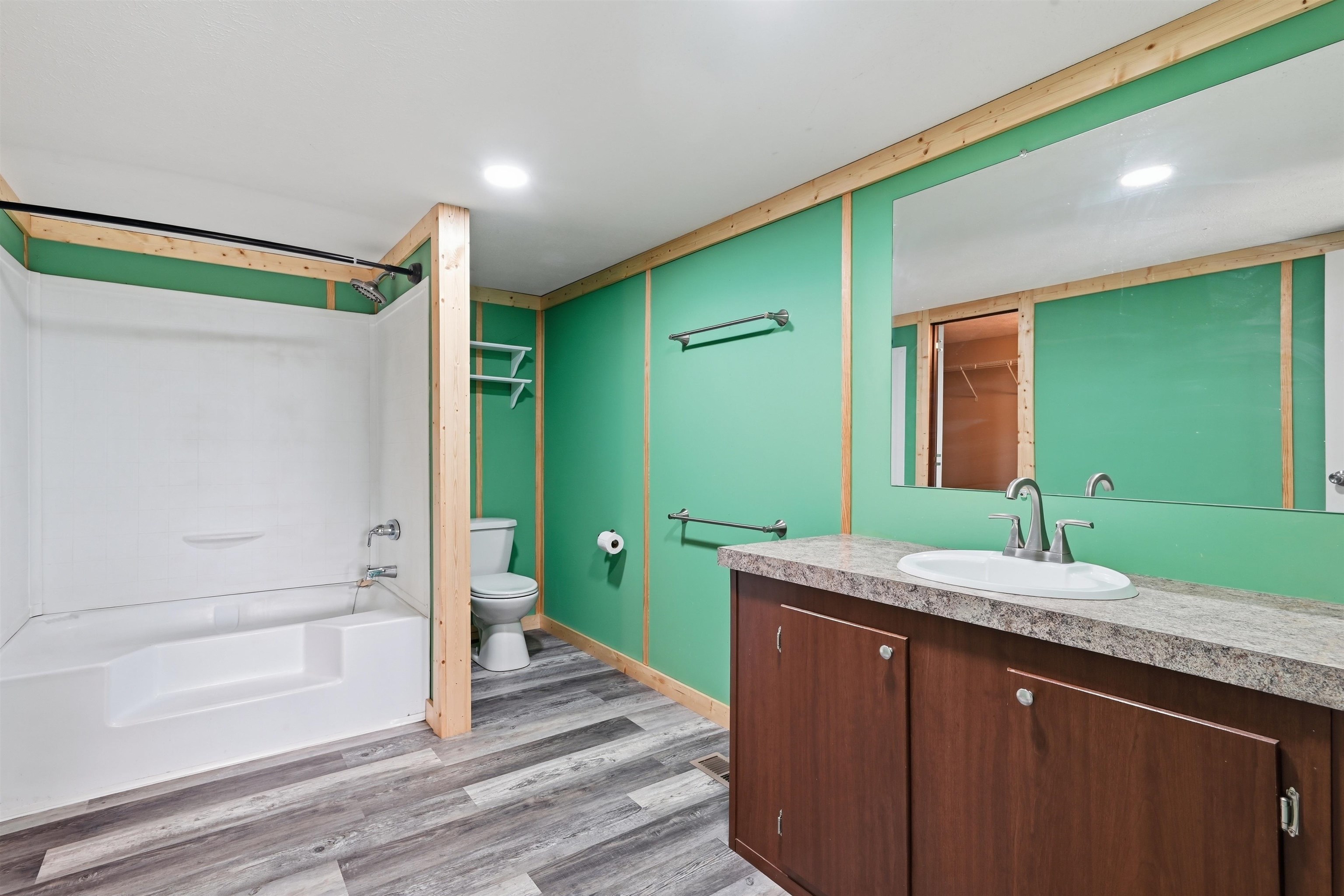 3767 Franklin Pike SE Floyd VA 24091