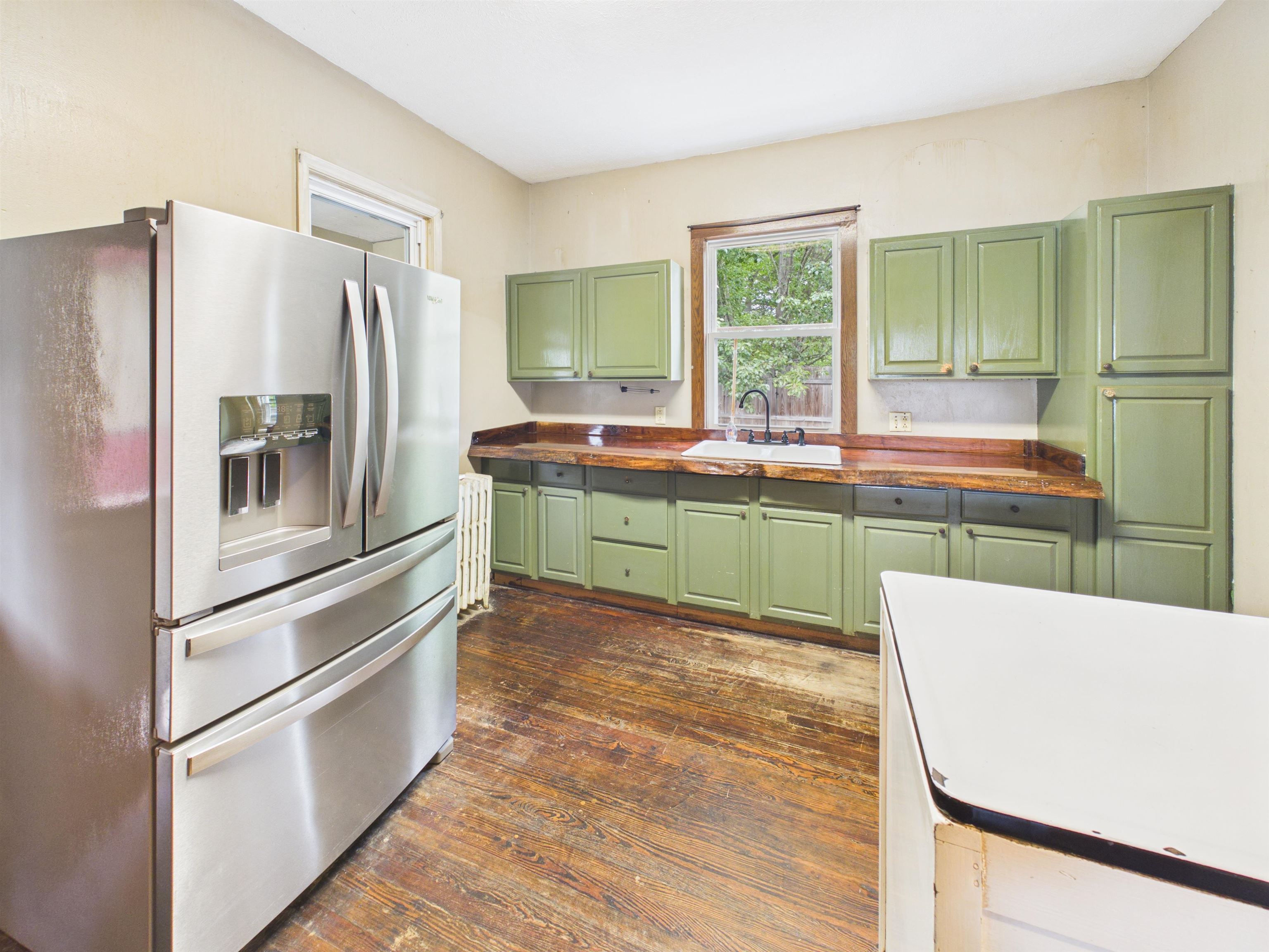 114 12th Street NW Pulaski VA 24301