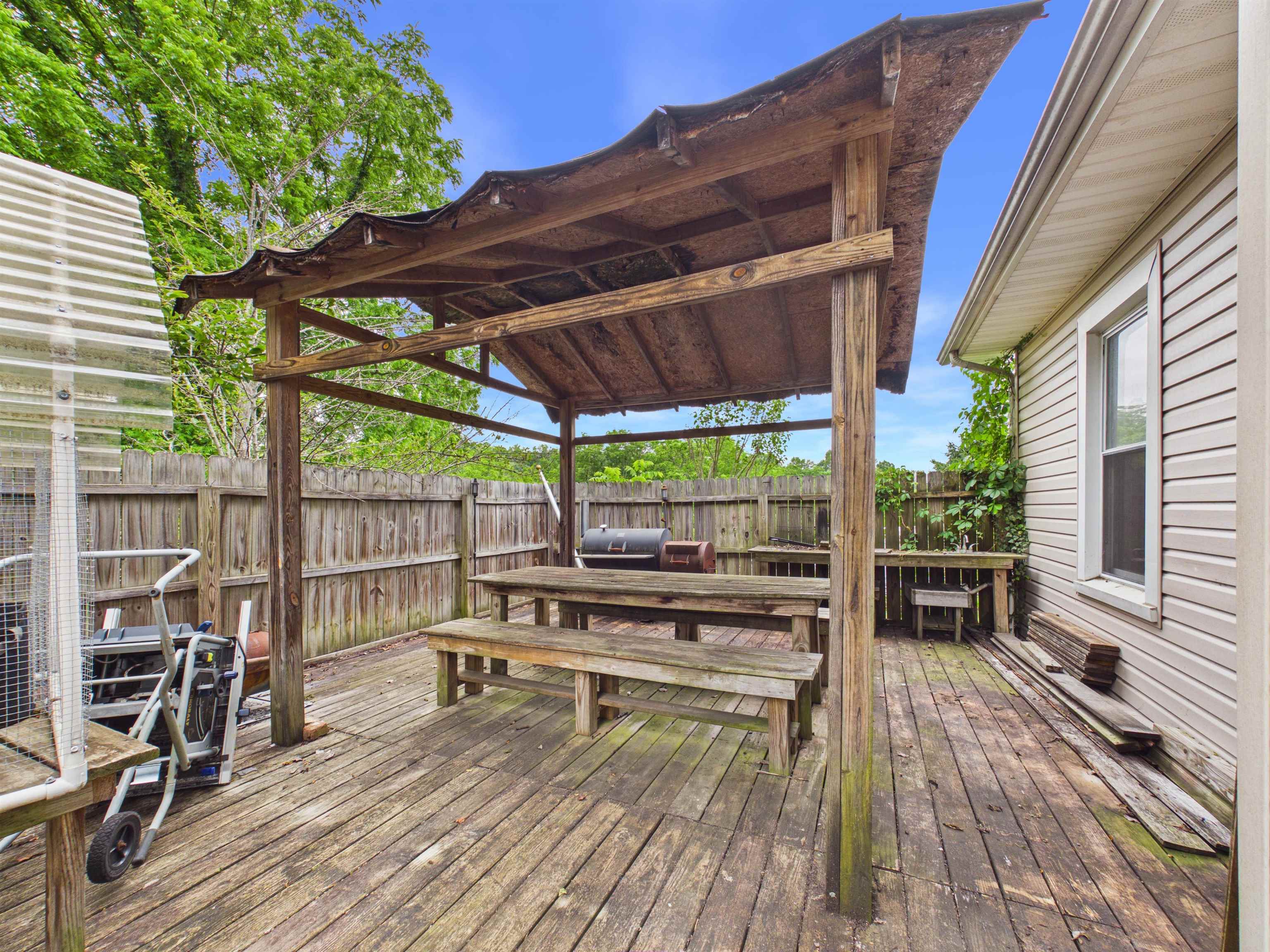 114 12th Street NW Pulaski VA 24301