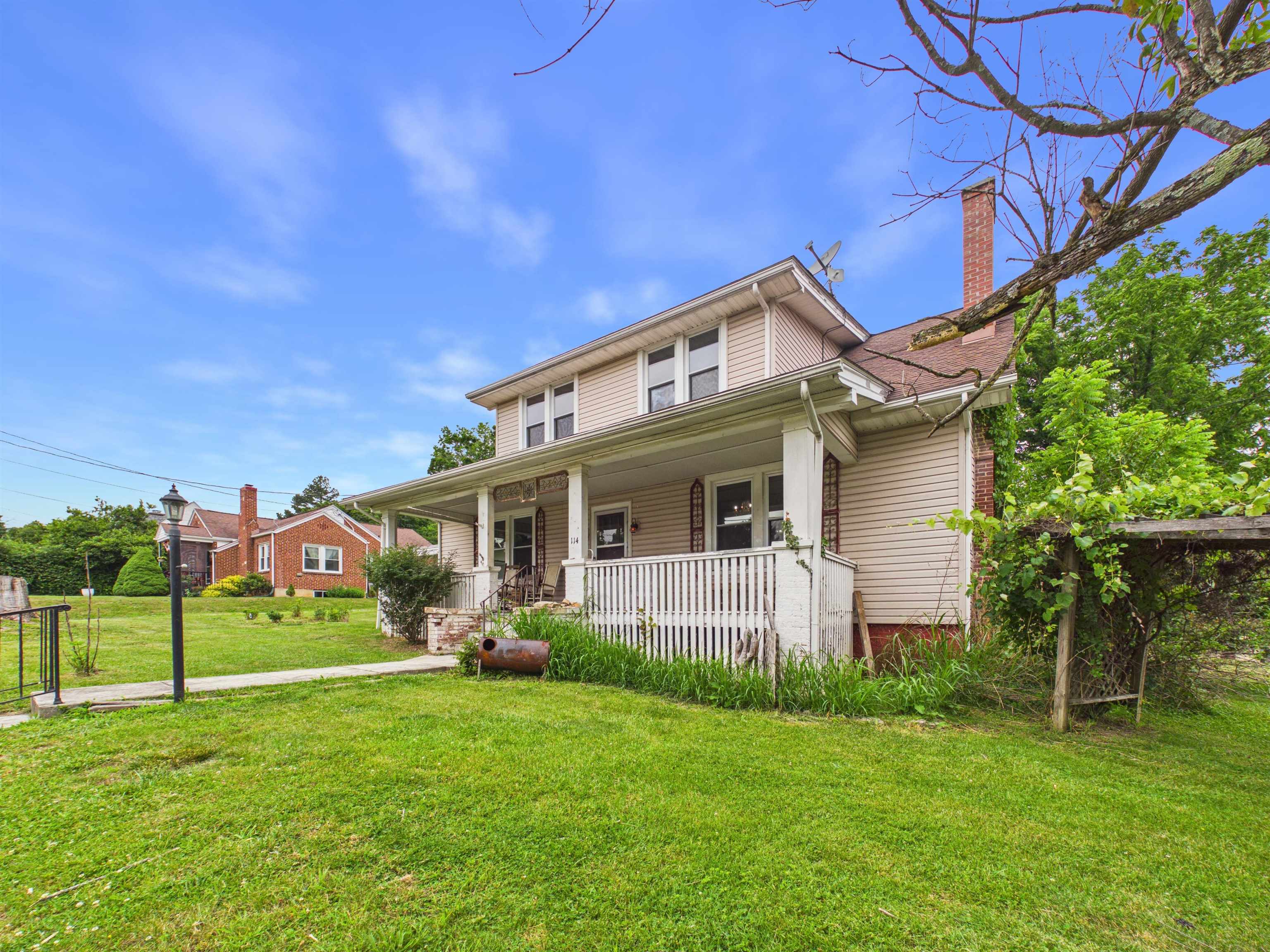 114 12th Street NW Pulaski VA 24301