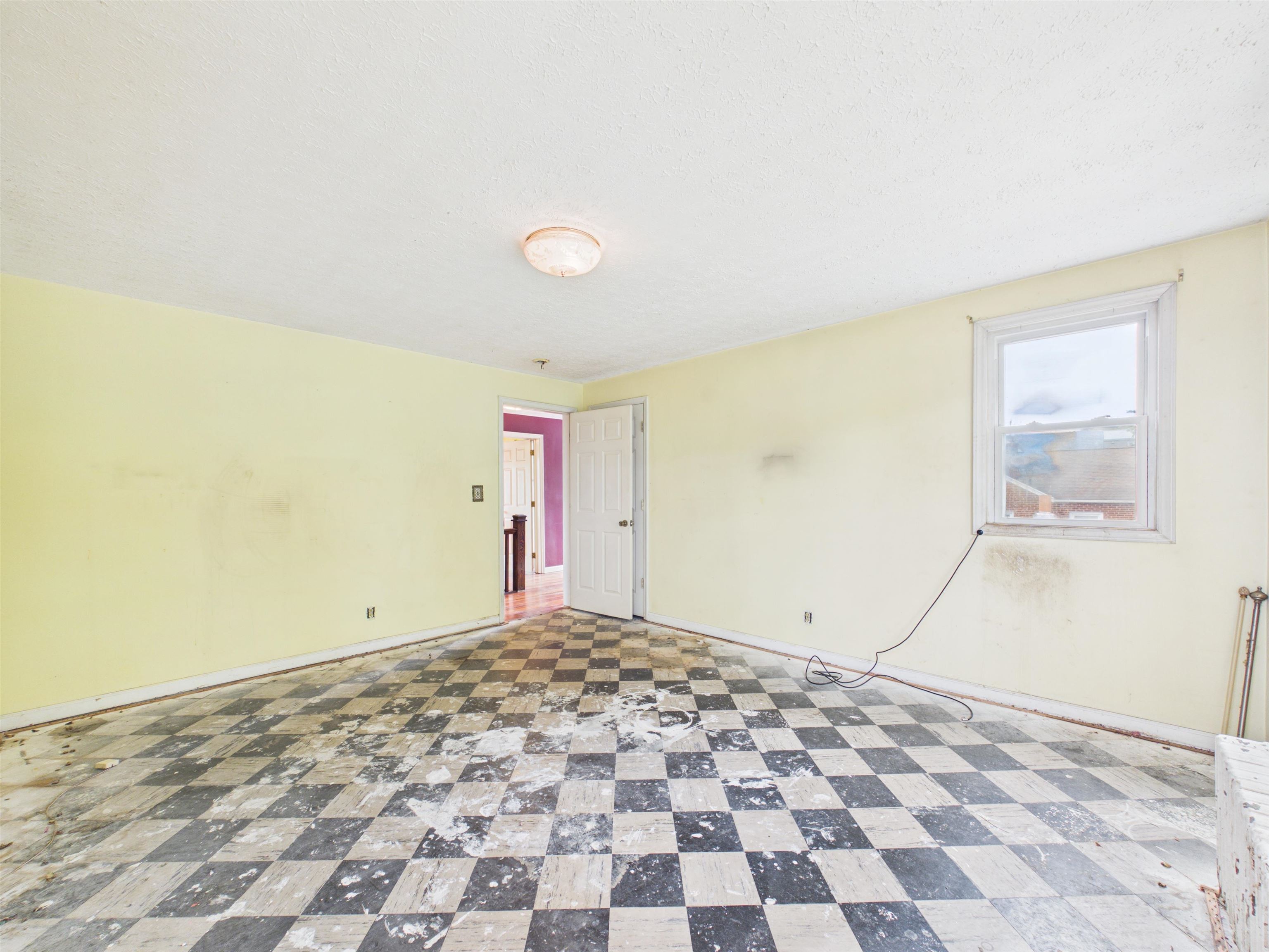 114 12th Street NW Pulaski VA 24301