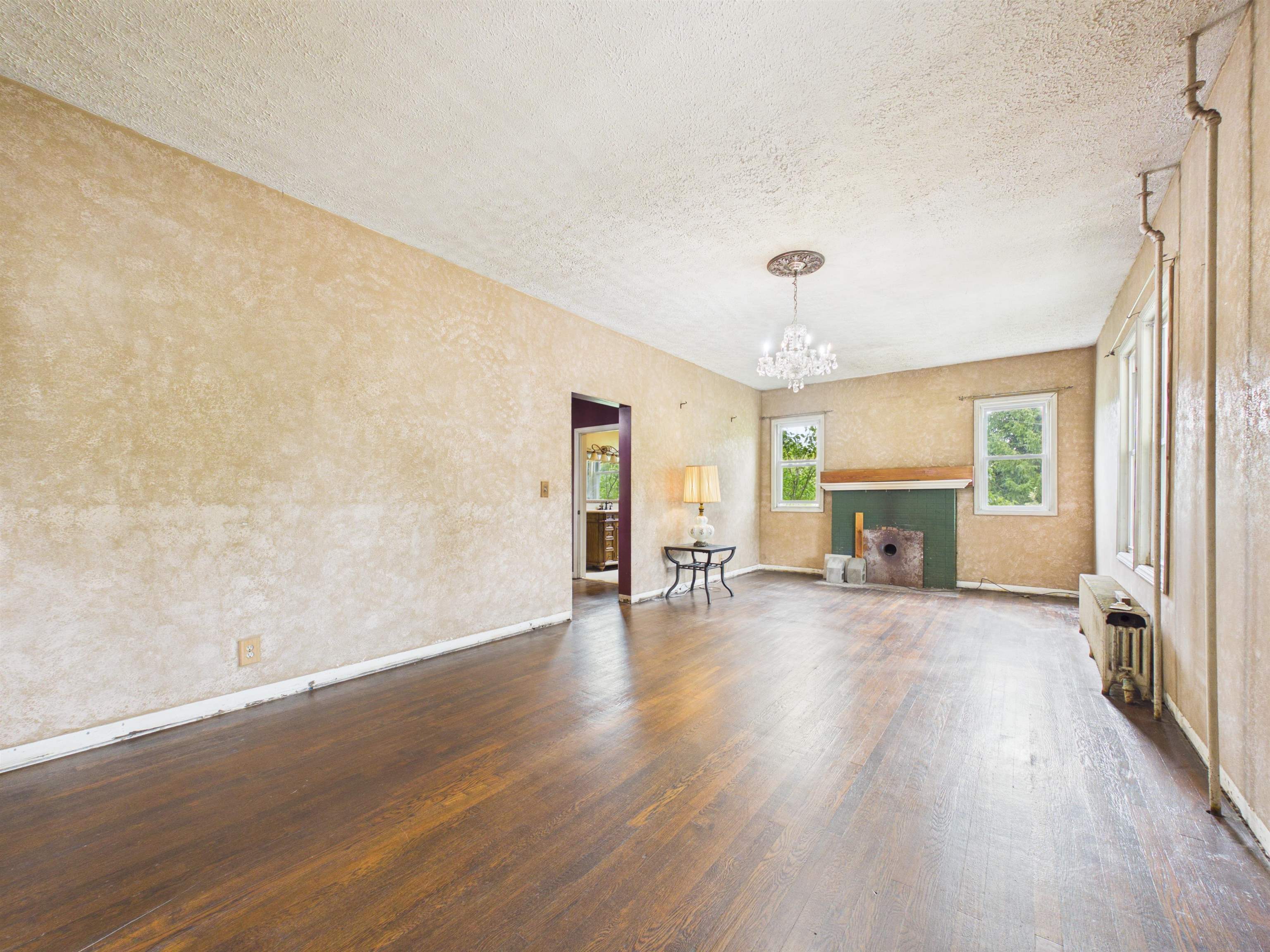 114 12th Street NW Pulaski VA 24301