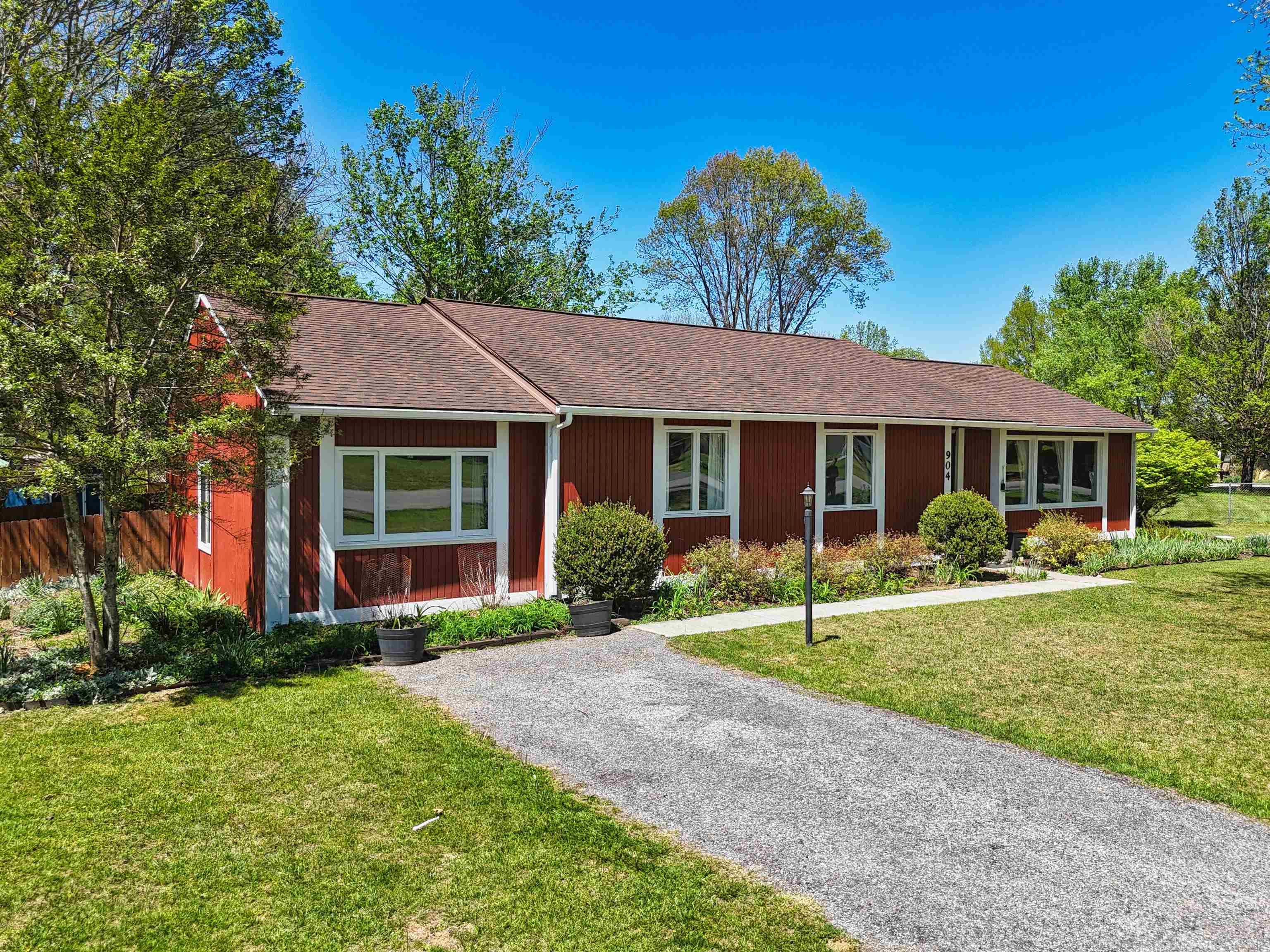 904 Horseshoe Lane Blacksburg VA 24060