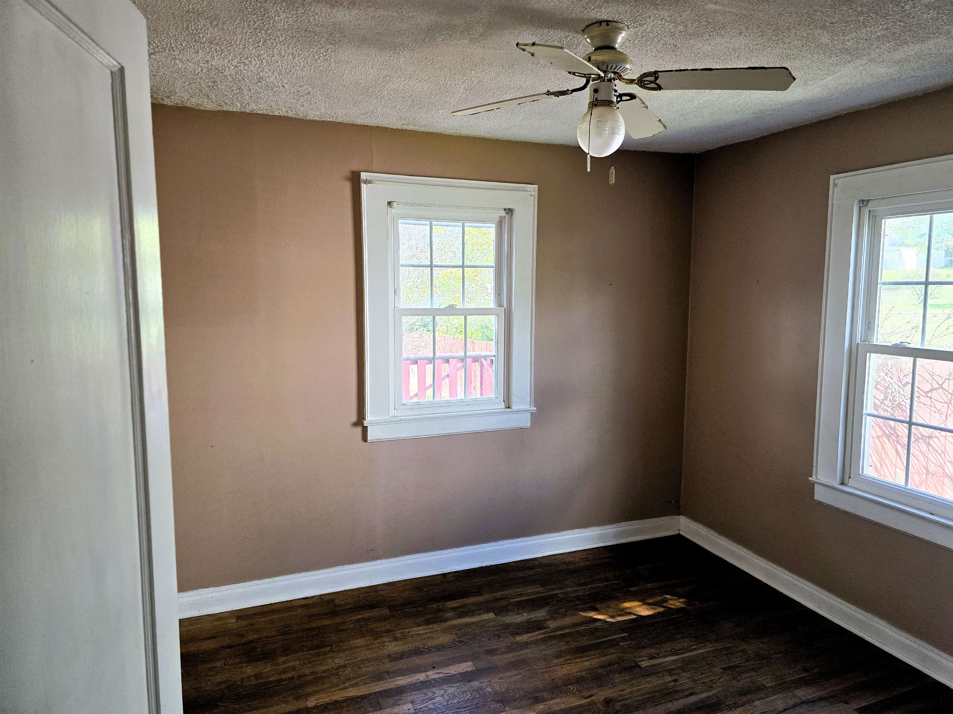 515 Hickory Avenue Pulaski VA 24301