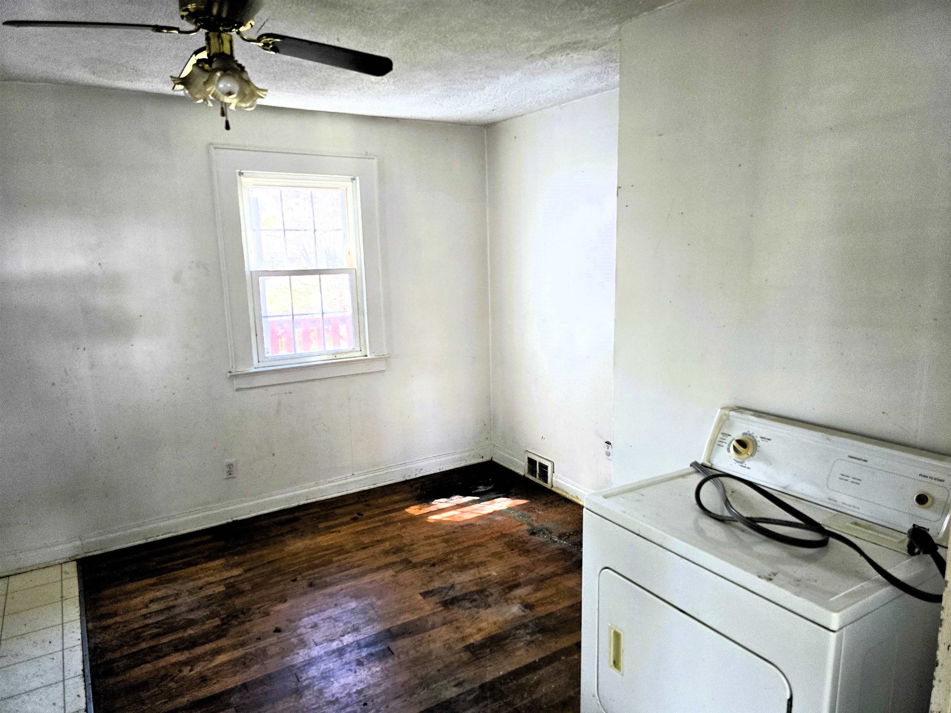 515 Hickory Avenue Pulaski VA 24301