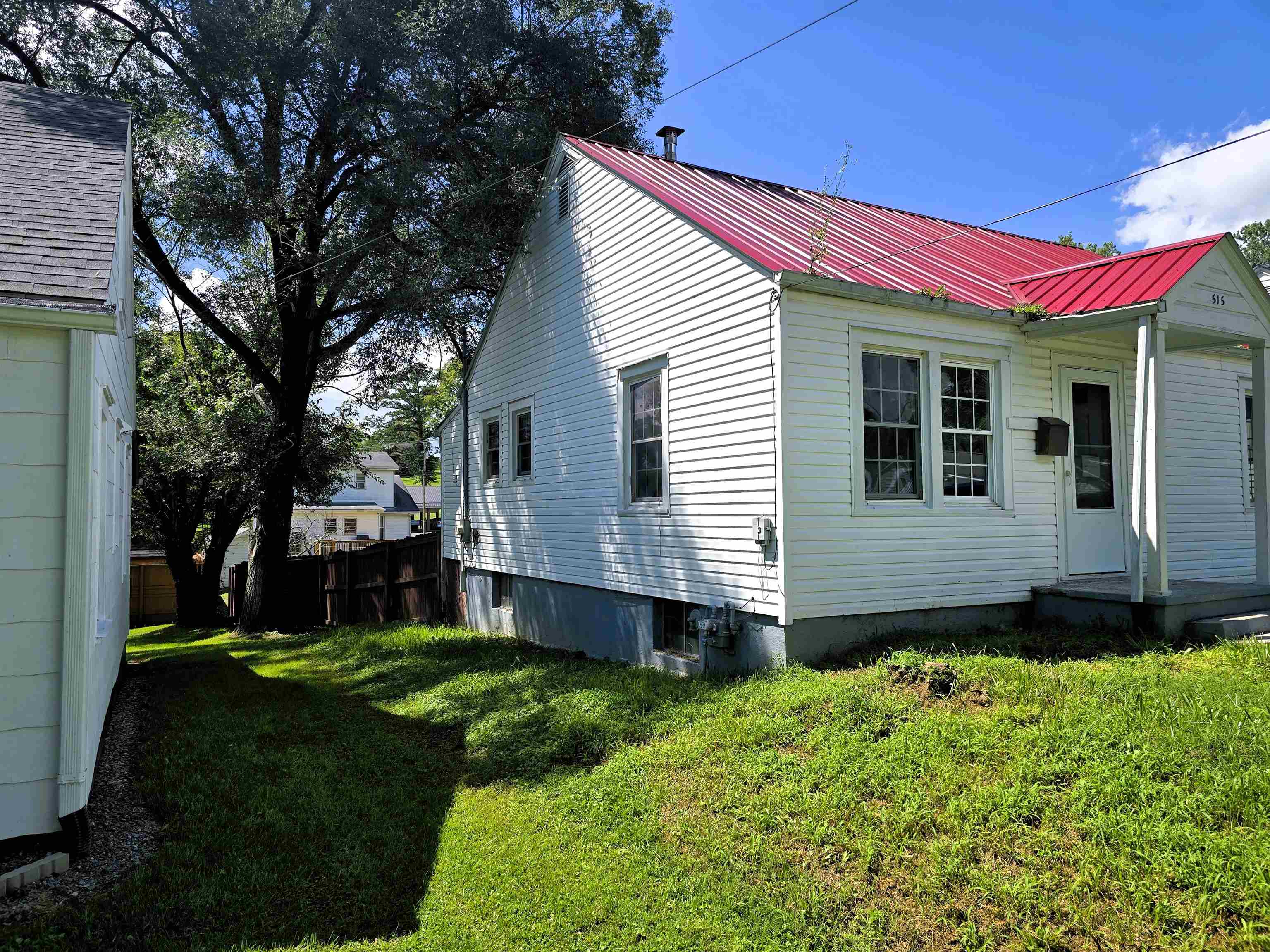 515 Hickory Avenue Pulaski VA 24301