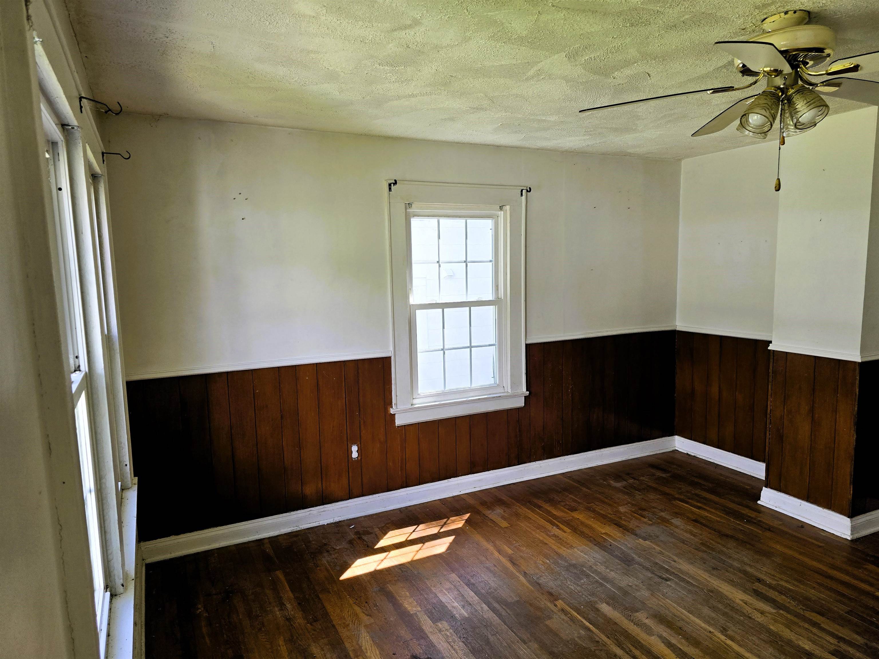515 Hickory Avenue Pulaski VA 24301