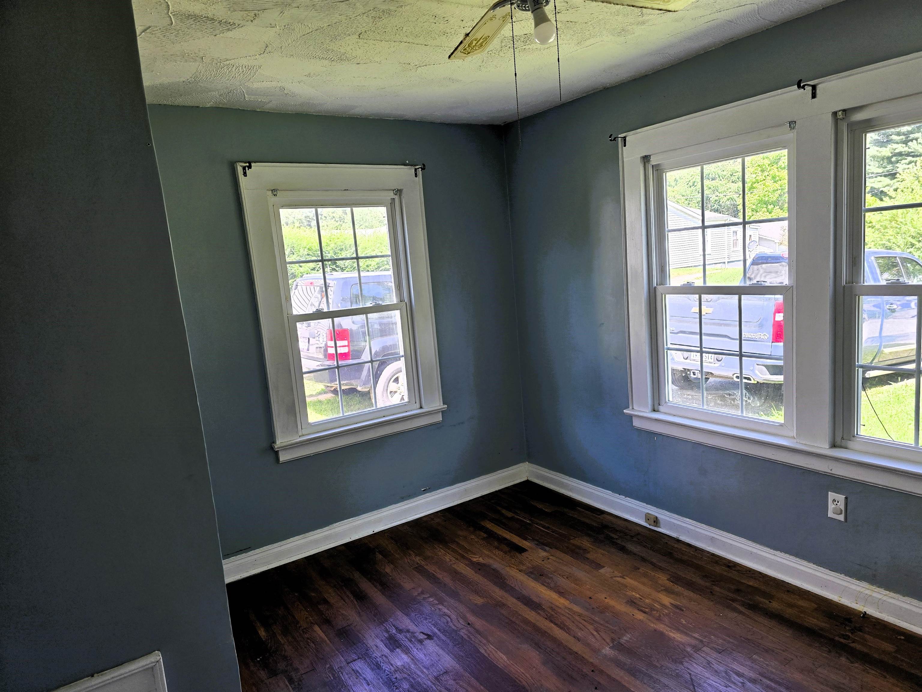 515 Hickory Avenue Pulaski VA 24301