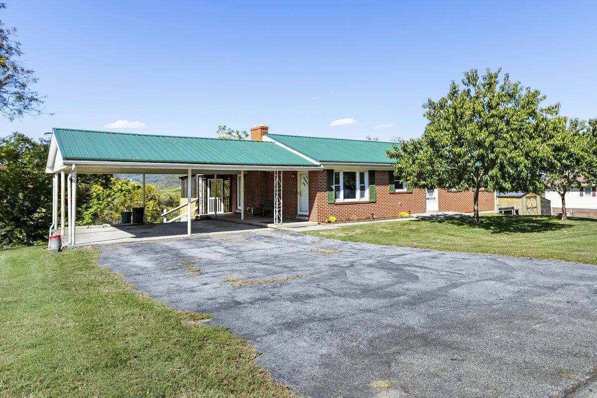 159 Hill Street Tazewell VA 24651