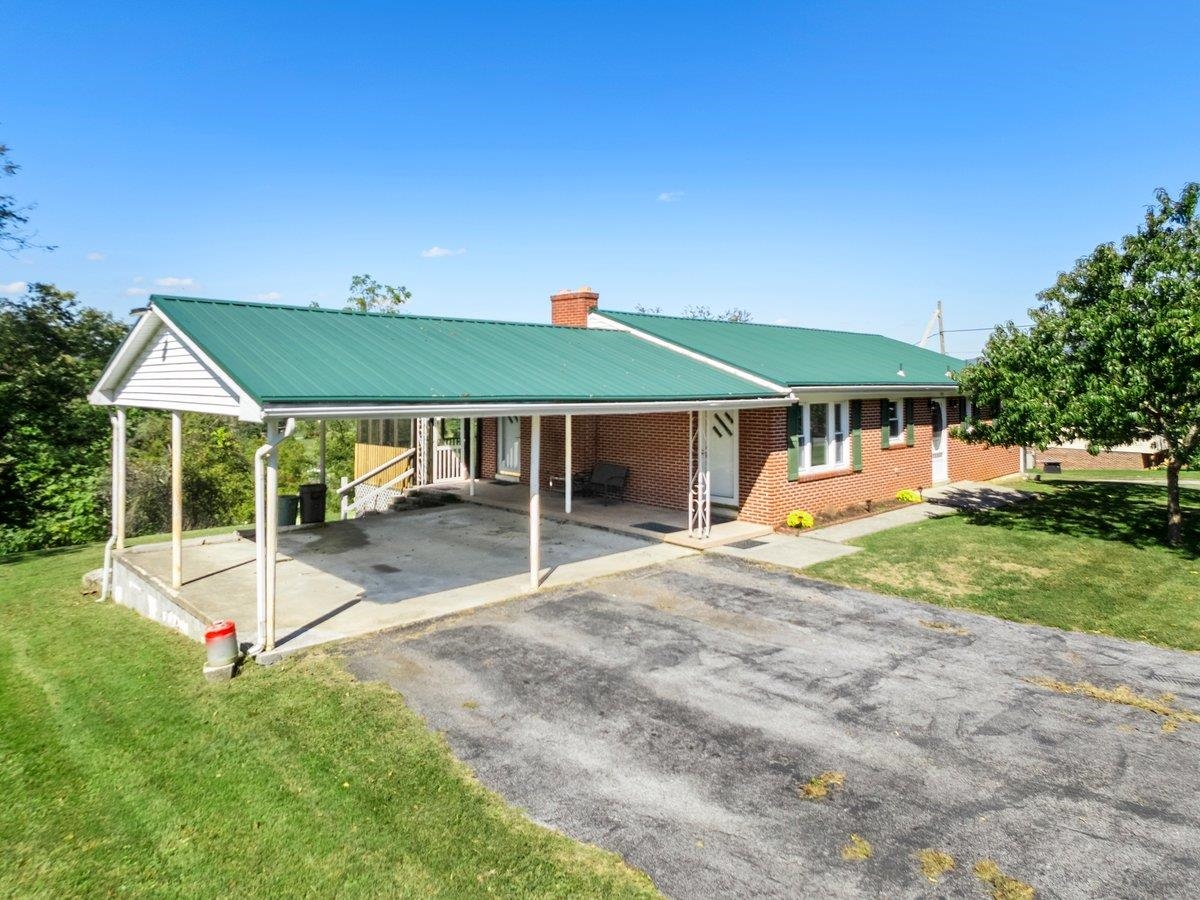 159 Hill Street Tazewell VA 24651