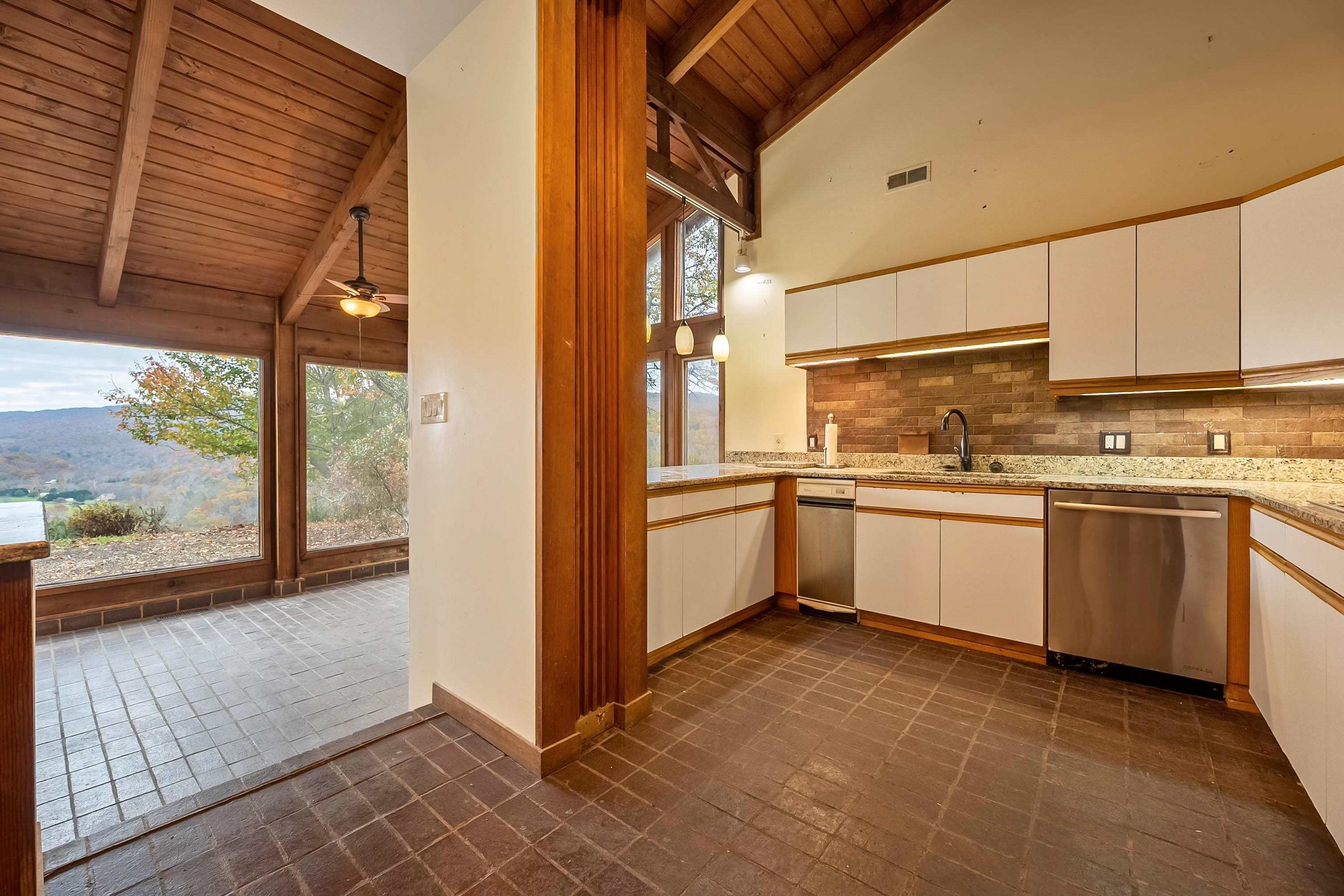 473 Blue Grass Trail Newport VA 24128