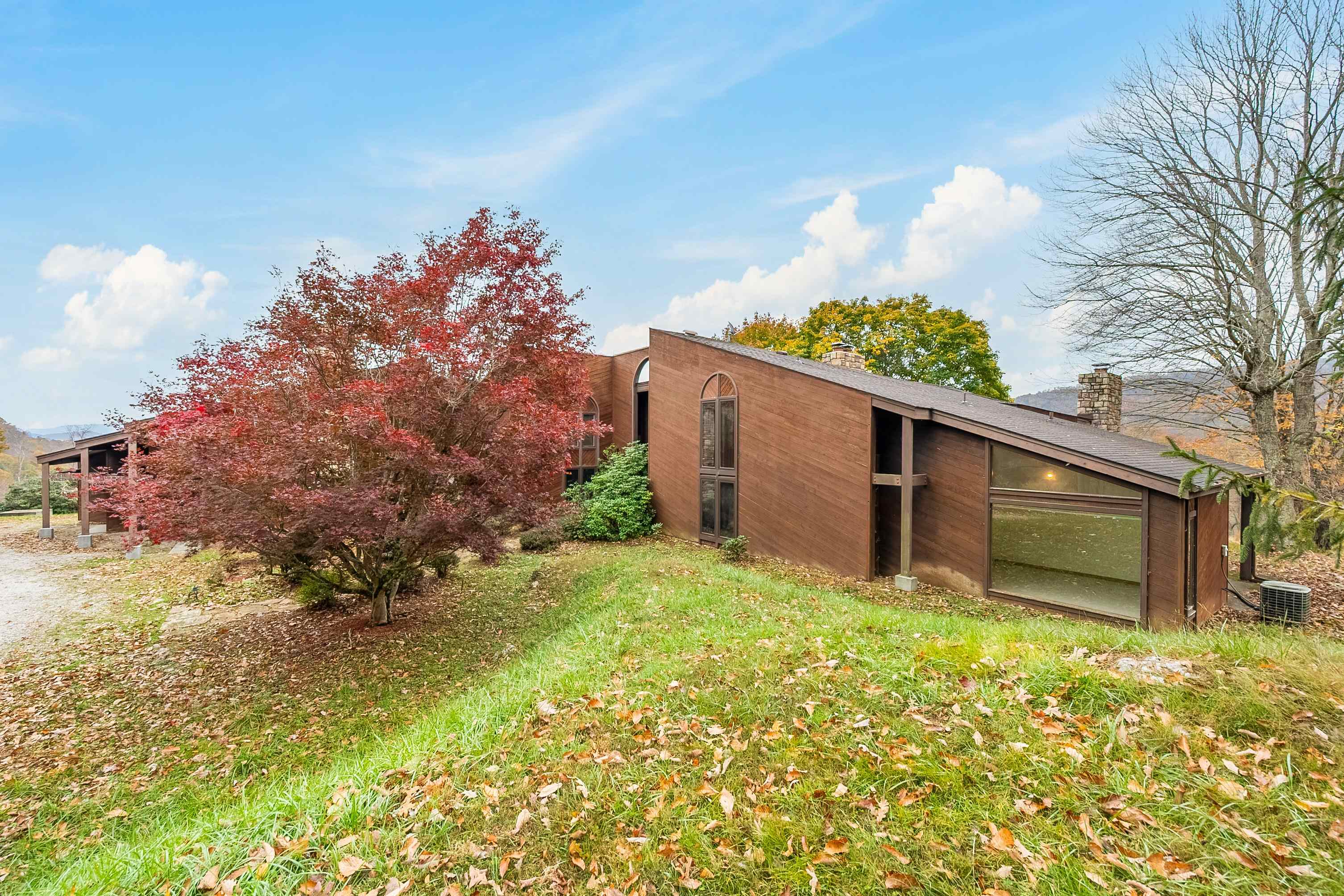 473 Blue Grass Trail Newport VA 24128