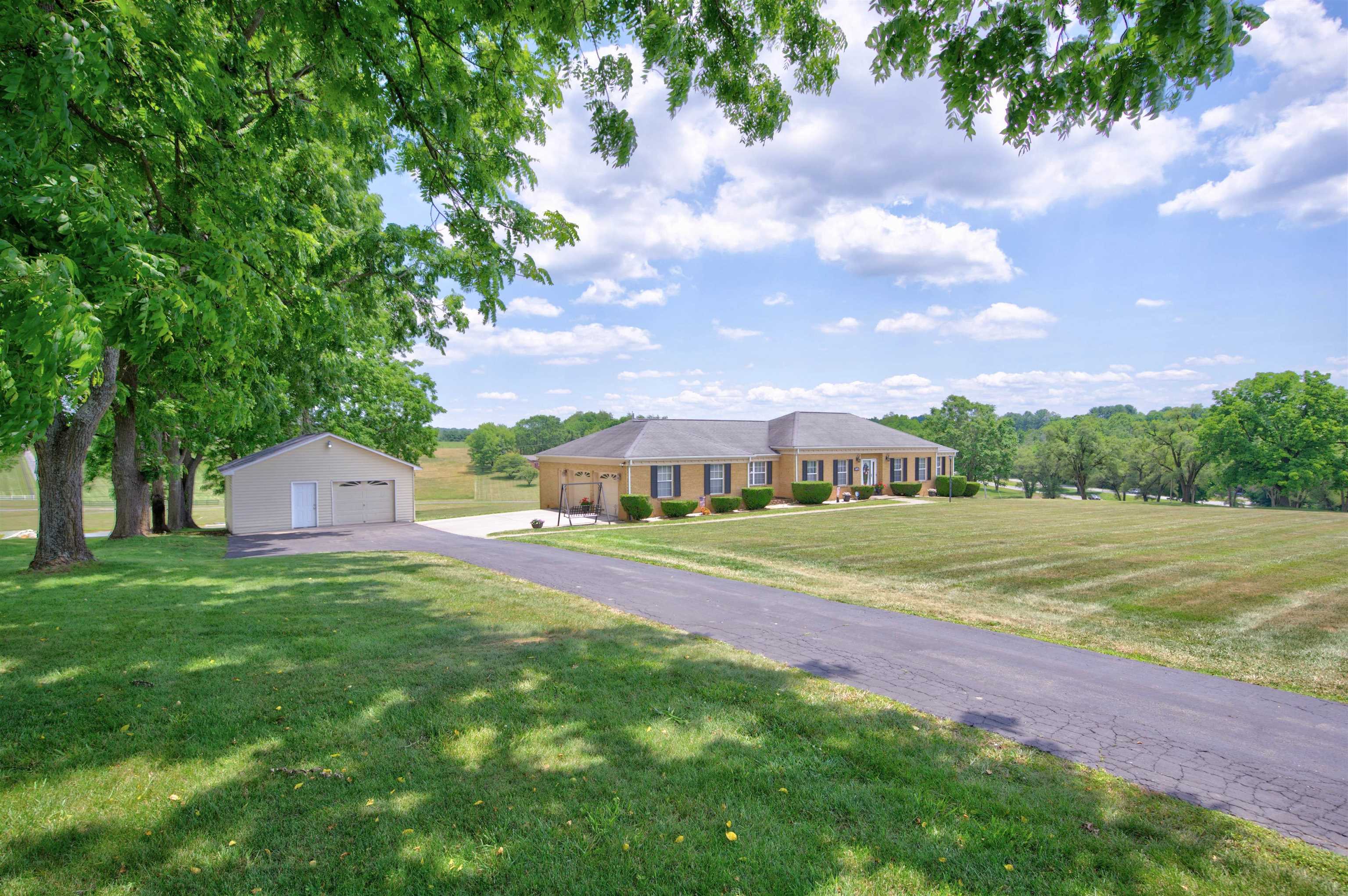 4670 Shadetree Lane Dublin VA 24084