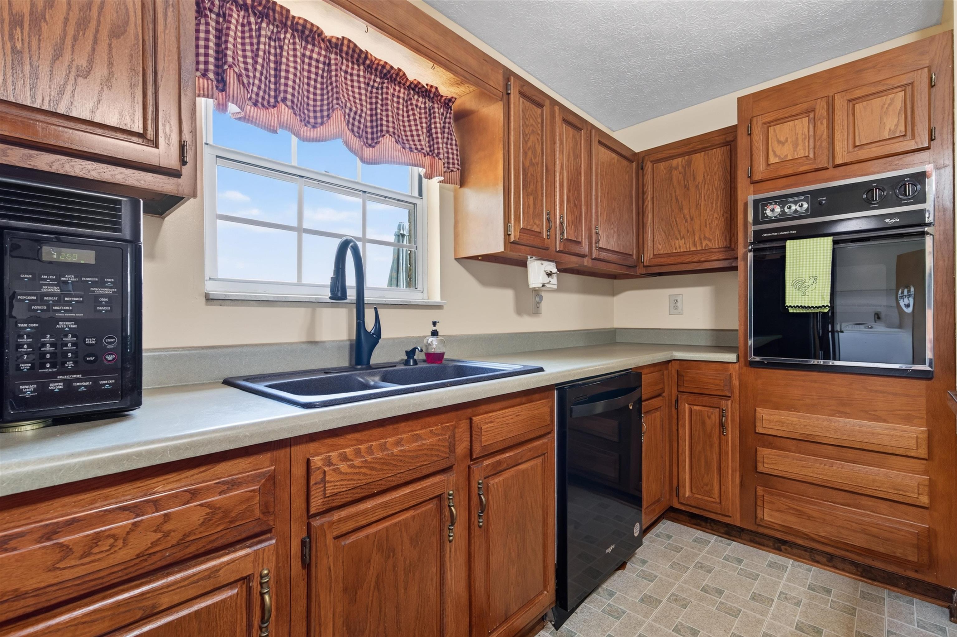 4670 Shadetree Lane Dublin VA 24084