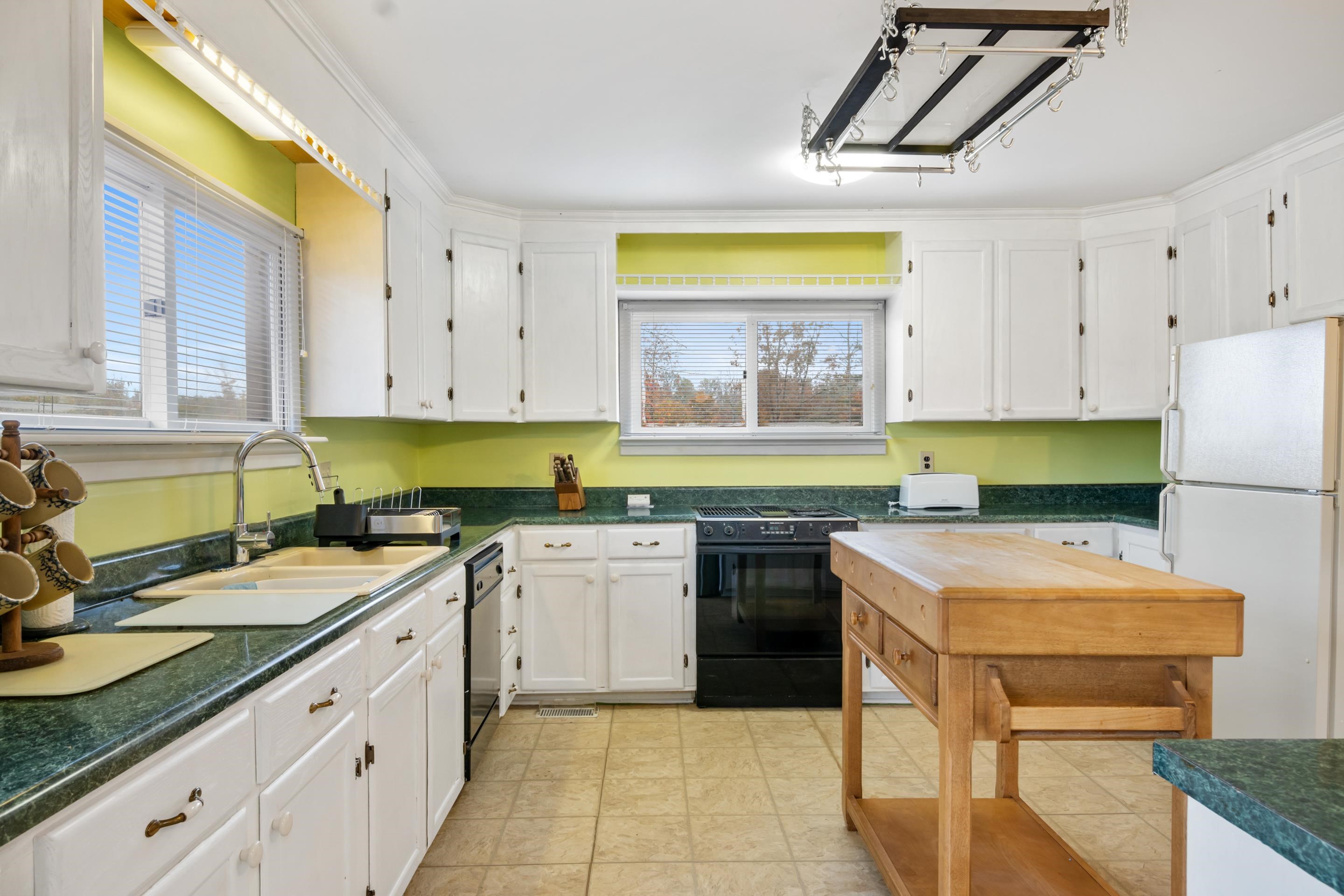 226 Hickory Ridge Lane Lane Woolwine VA 24185