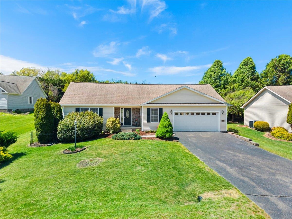 1904 Wilshire Lane Pulaski VA 24301