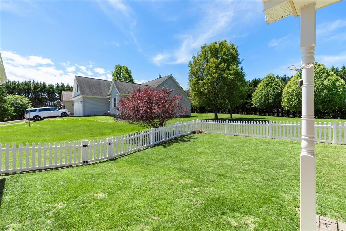 1904 Wilshire Lane Pulaski VA 24301