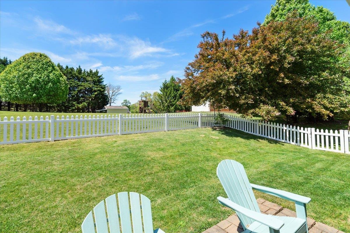 1904 Wilshire Lane Pulaski VA 24301