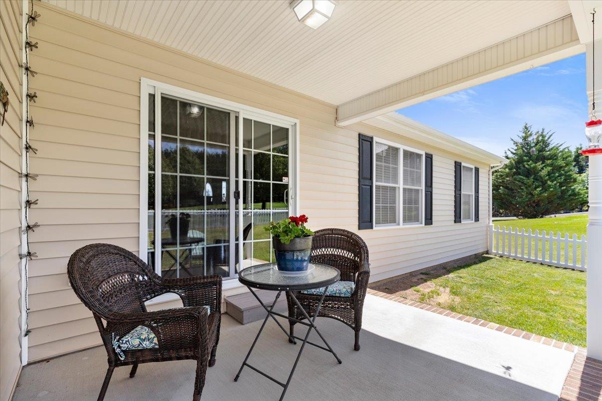 1904 Wilshire Lane Pulaski VA 24301