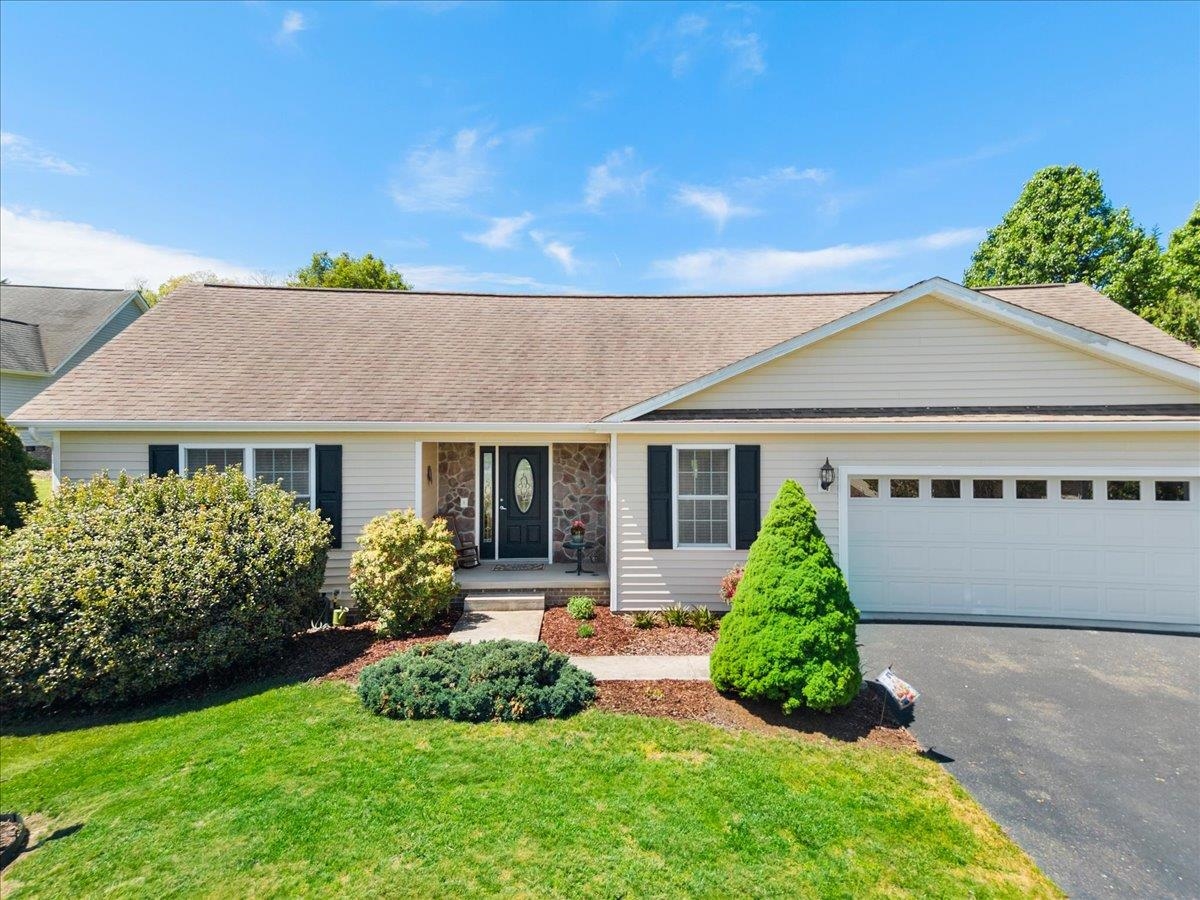 1904 Wilshire Lane Pulaski VA 24301
