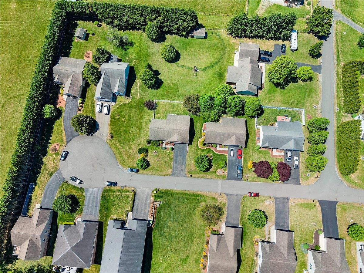 1904 Wilshire Lane Pulaski VA 24301