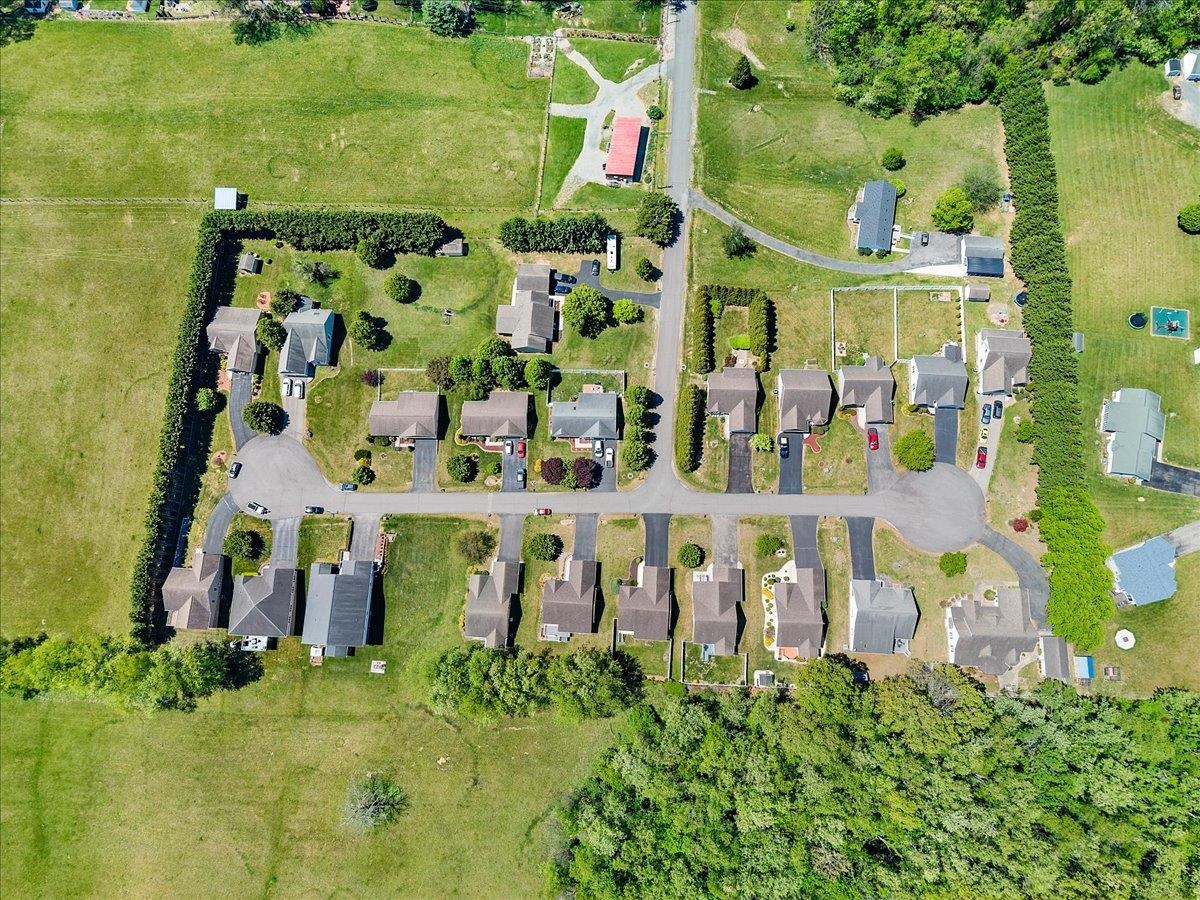 1904 Wilshire Lane Pulaski VA 24301