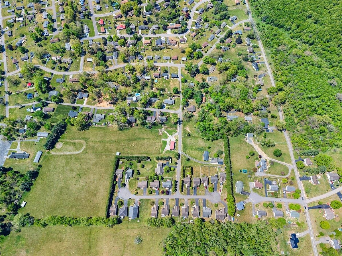 1904 Wilshire Lane Pulaski VA 24301
