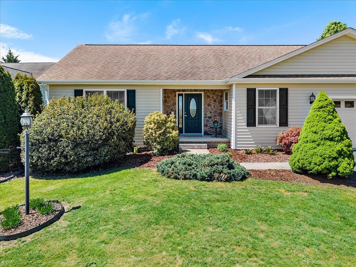 1904 Wilshire Lane Pulaski VA 24301