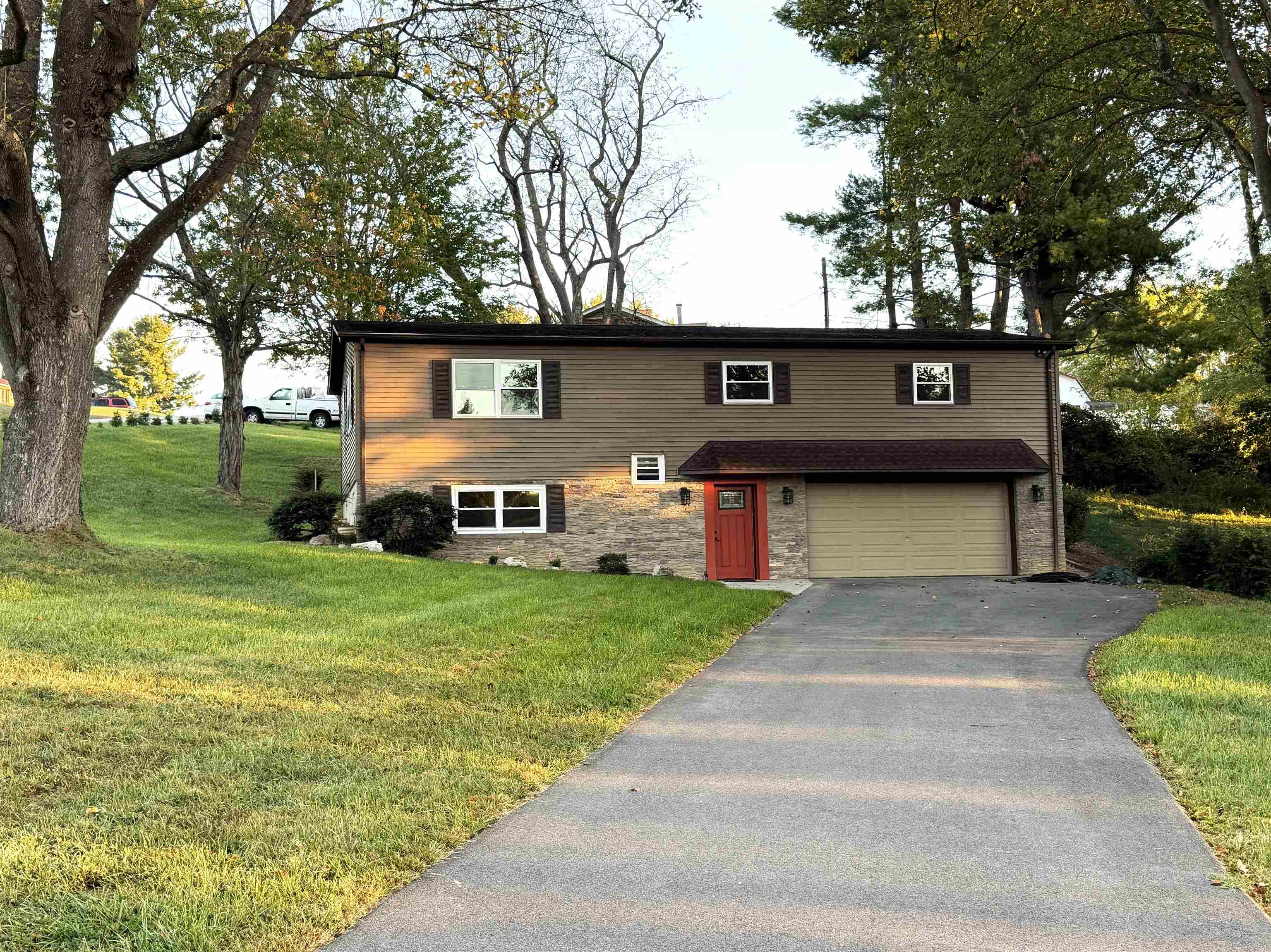 95 Sara Street Christiansburg VA 24073