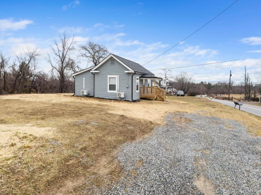 2895 Mount Olivet Road Pulaski VA 24301