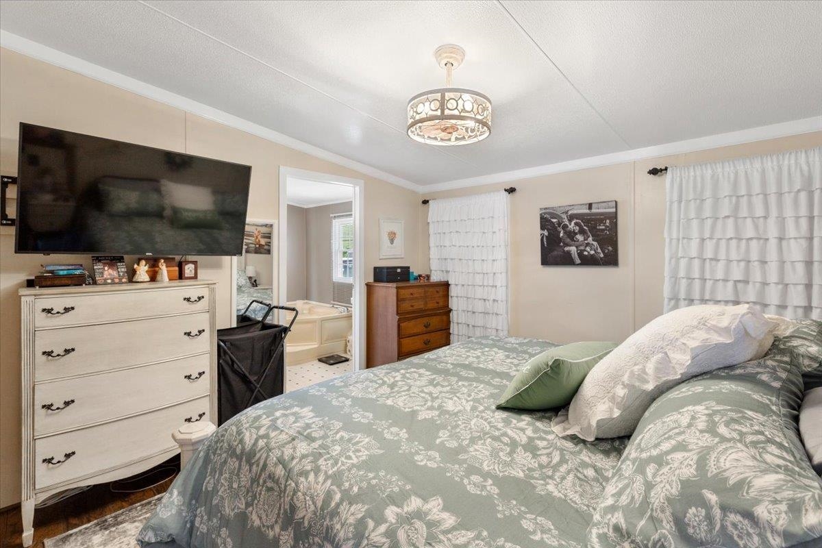 786 Huffville Road NE Pilot VA 24138