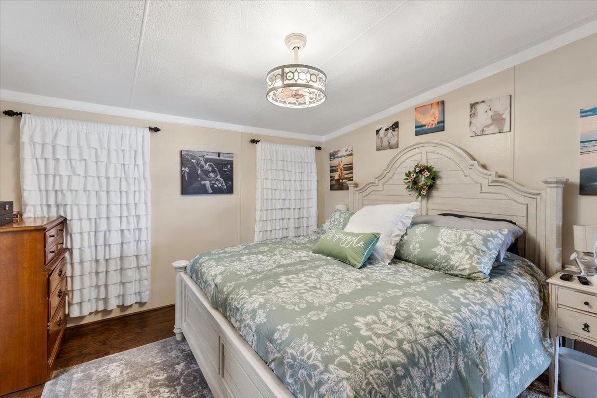 786 Huffville Road NE Pilot VA 24138