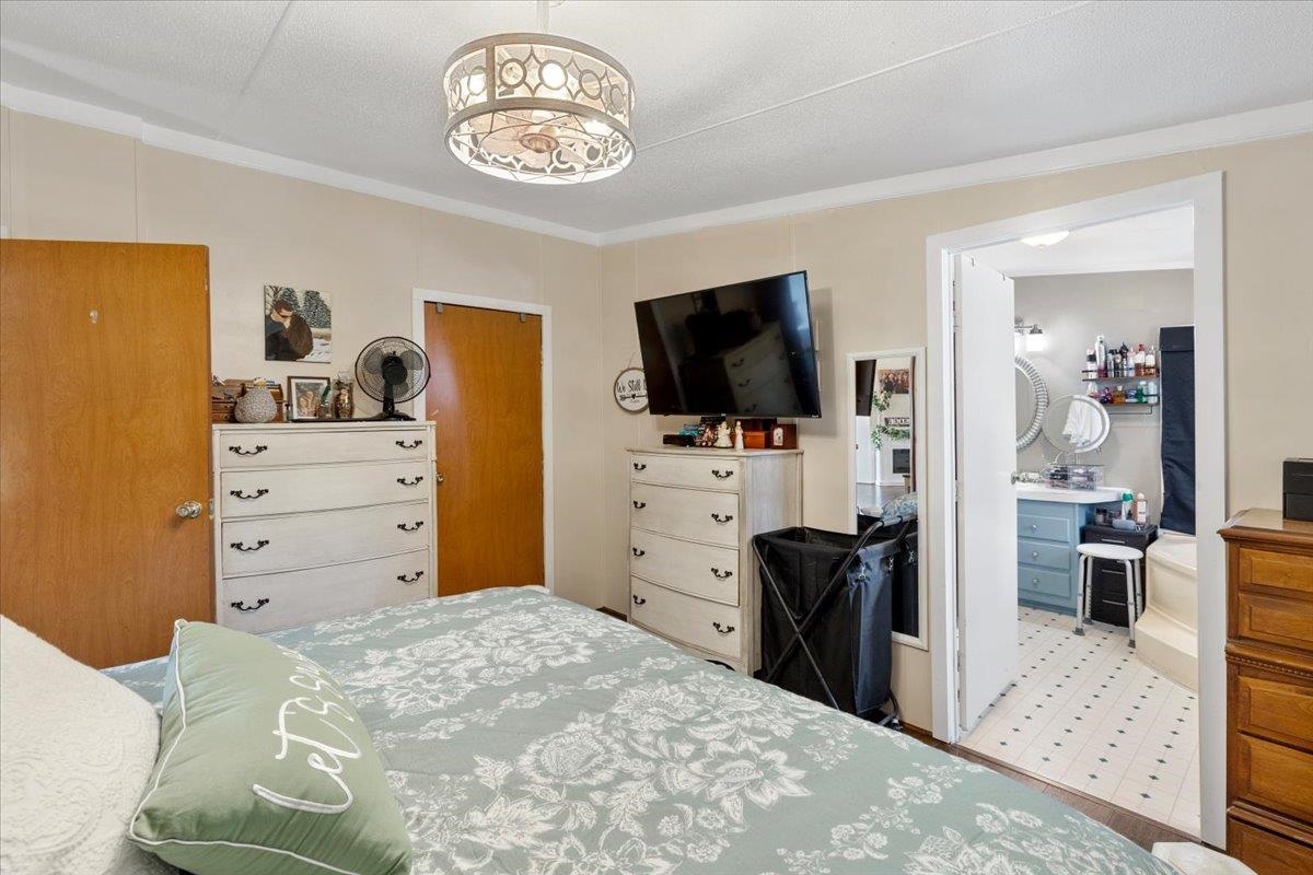 786 Huffville Road NE Pilot VA 24138