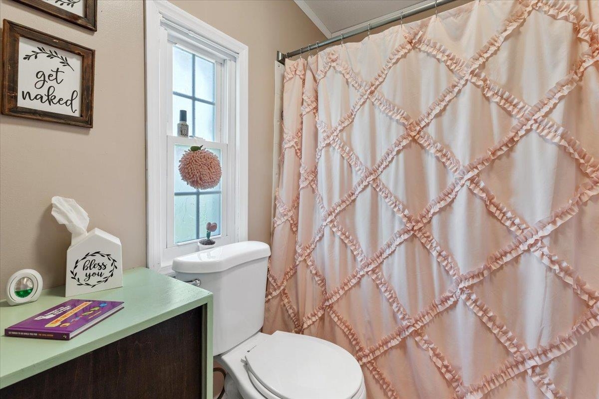 786 Huffville Road NE Pilot VA 24138