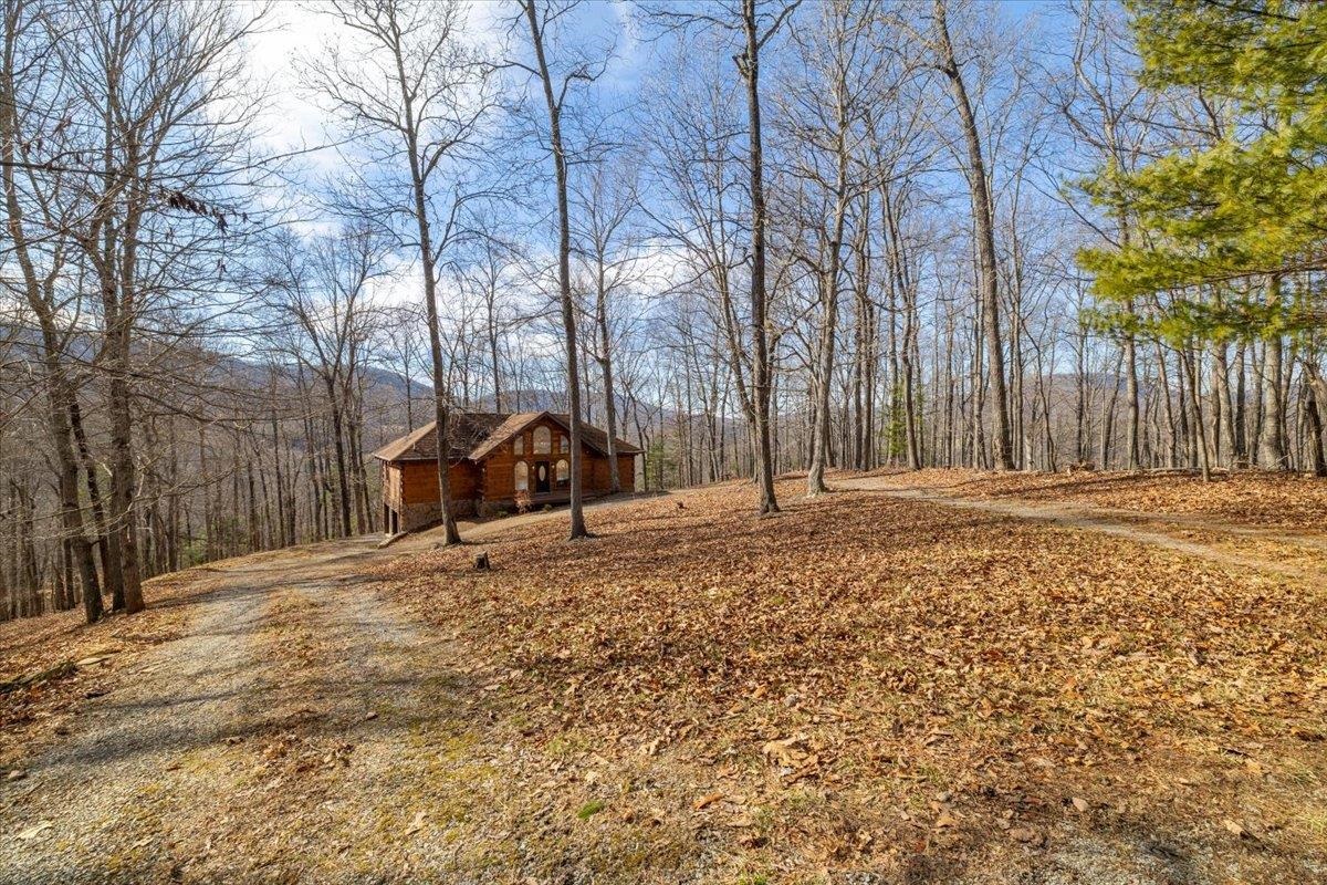 264 Angel View Lane Pearisburg VA 24134