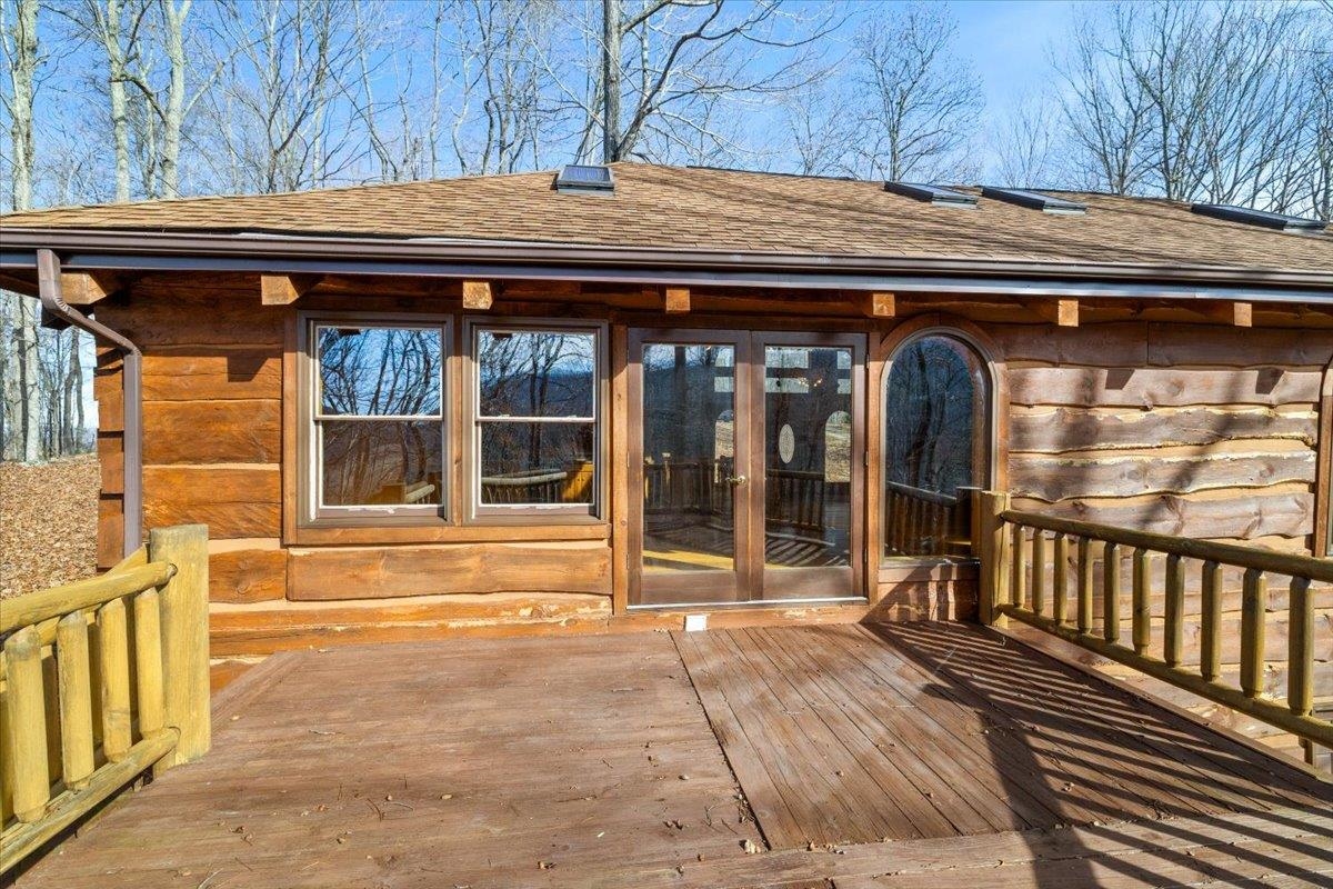 264 Angel View Lane Pearisburg VA 24134