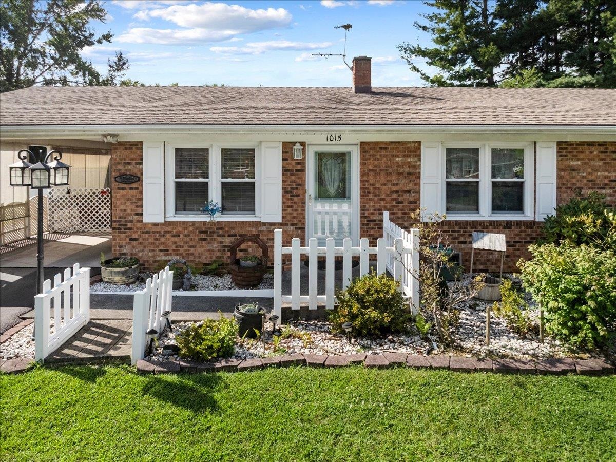 1015 Reading Road Christiansburg VA 24073
