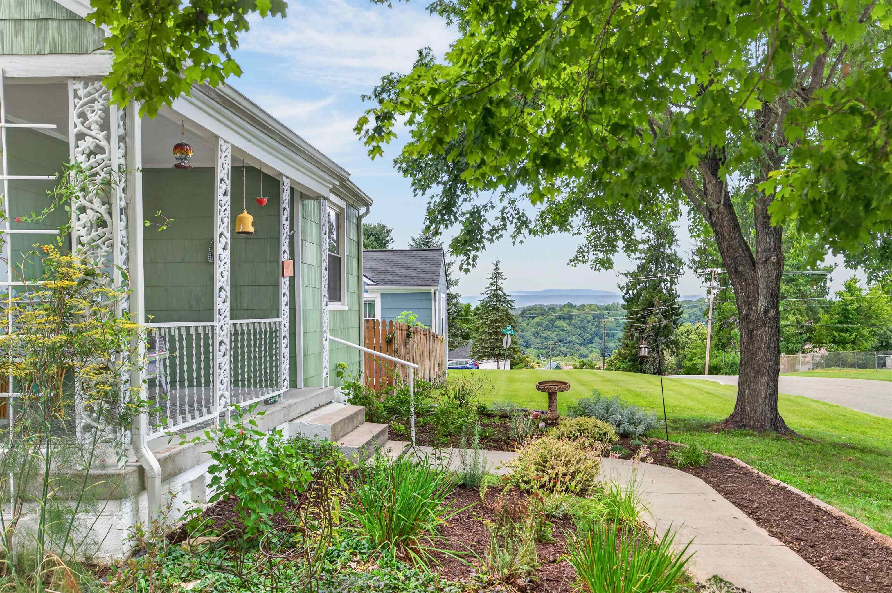 403 Sixth Avenue Radford VA 24141