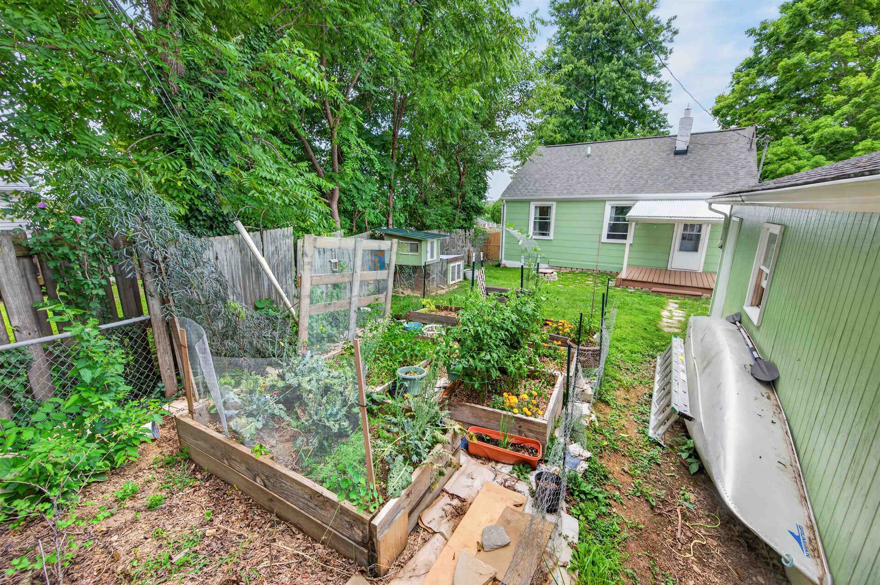 403 Sixth Avenue Radford VA 24141