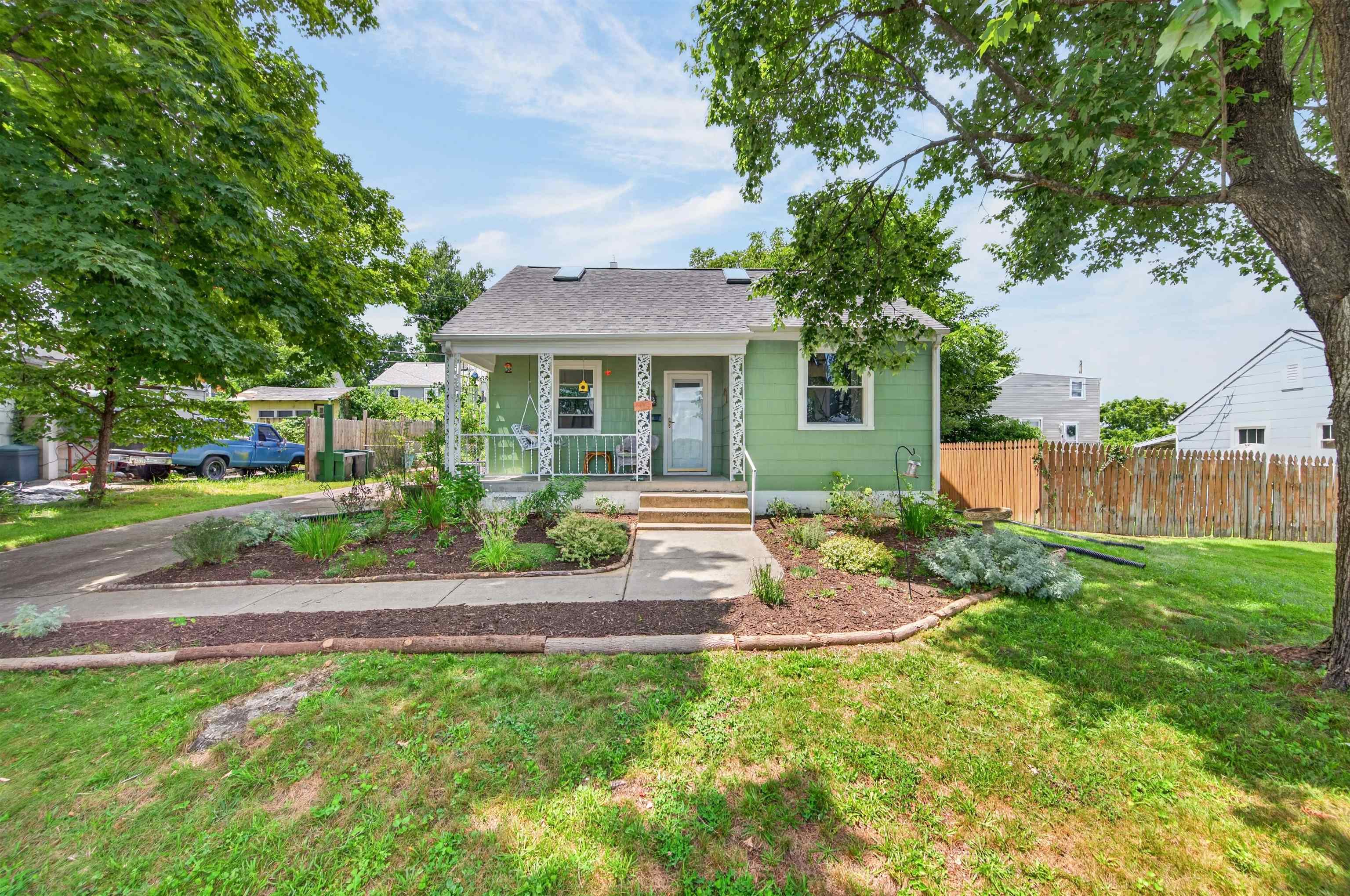 403 Sixth Avenue Radford VA 24141