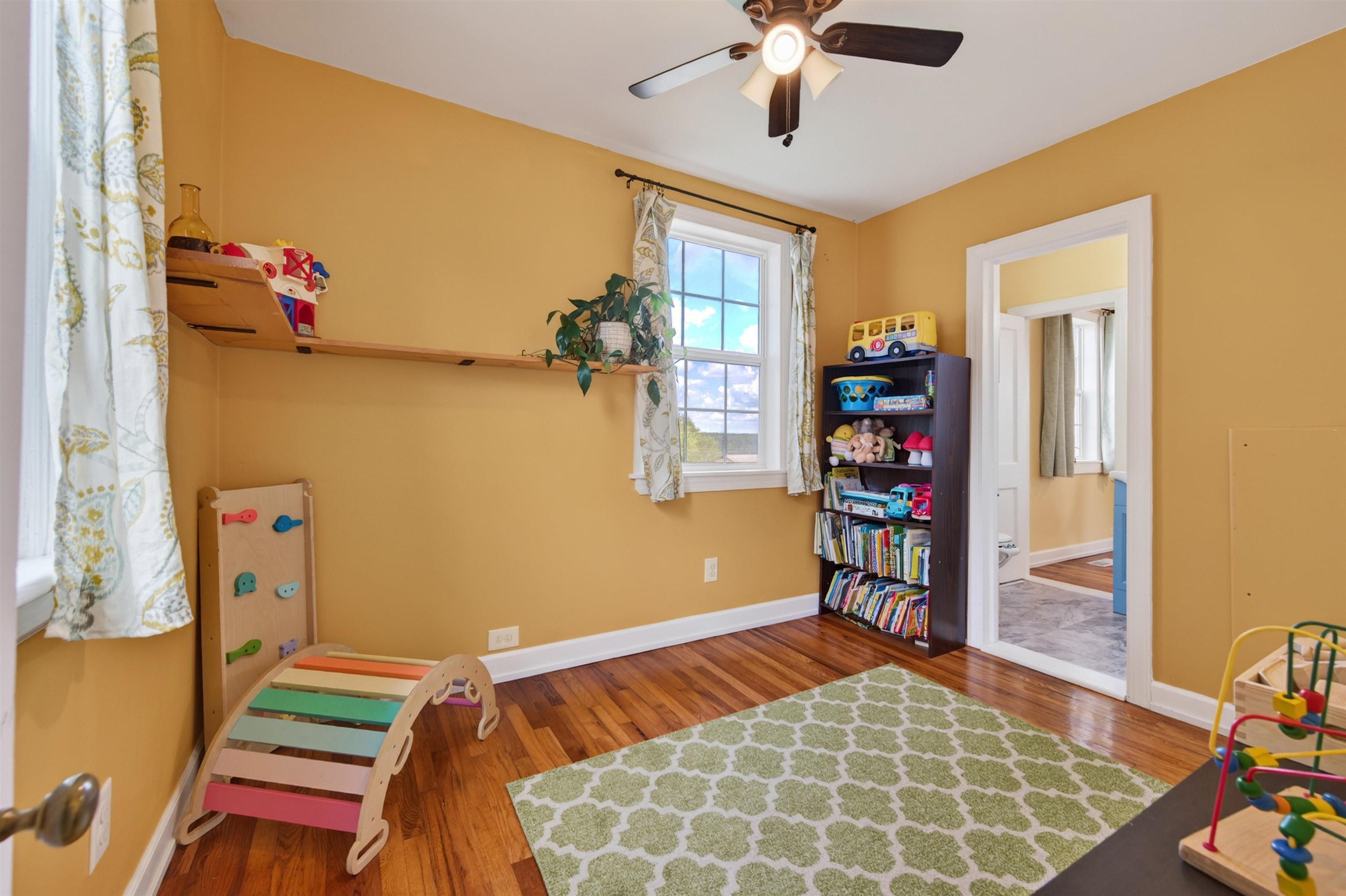 403 Sixth Avenue Radford VA 24141
