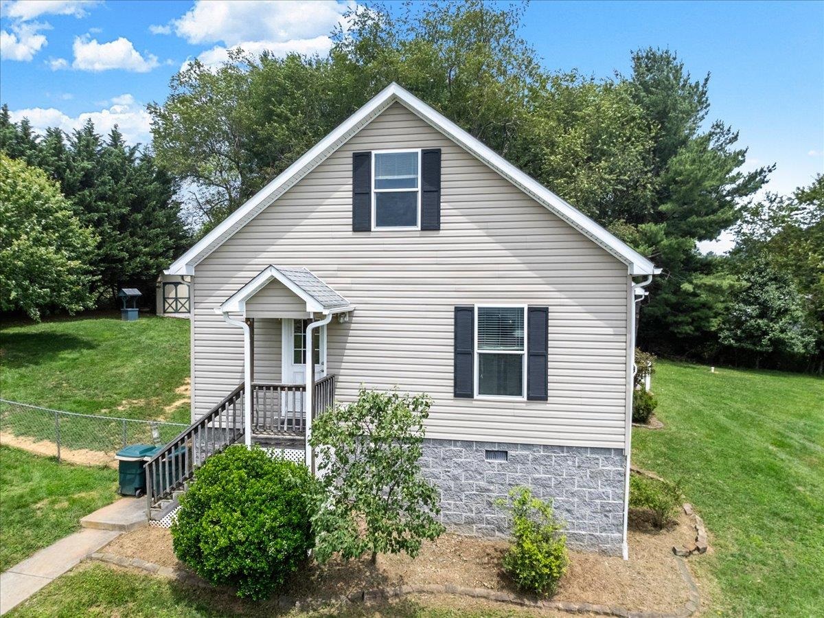 7825 Little River Dam Road Radford VA 24141