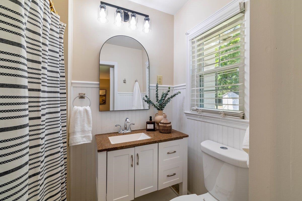 905 Oak Drive Christiansburg VA 24073